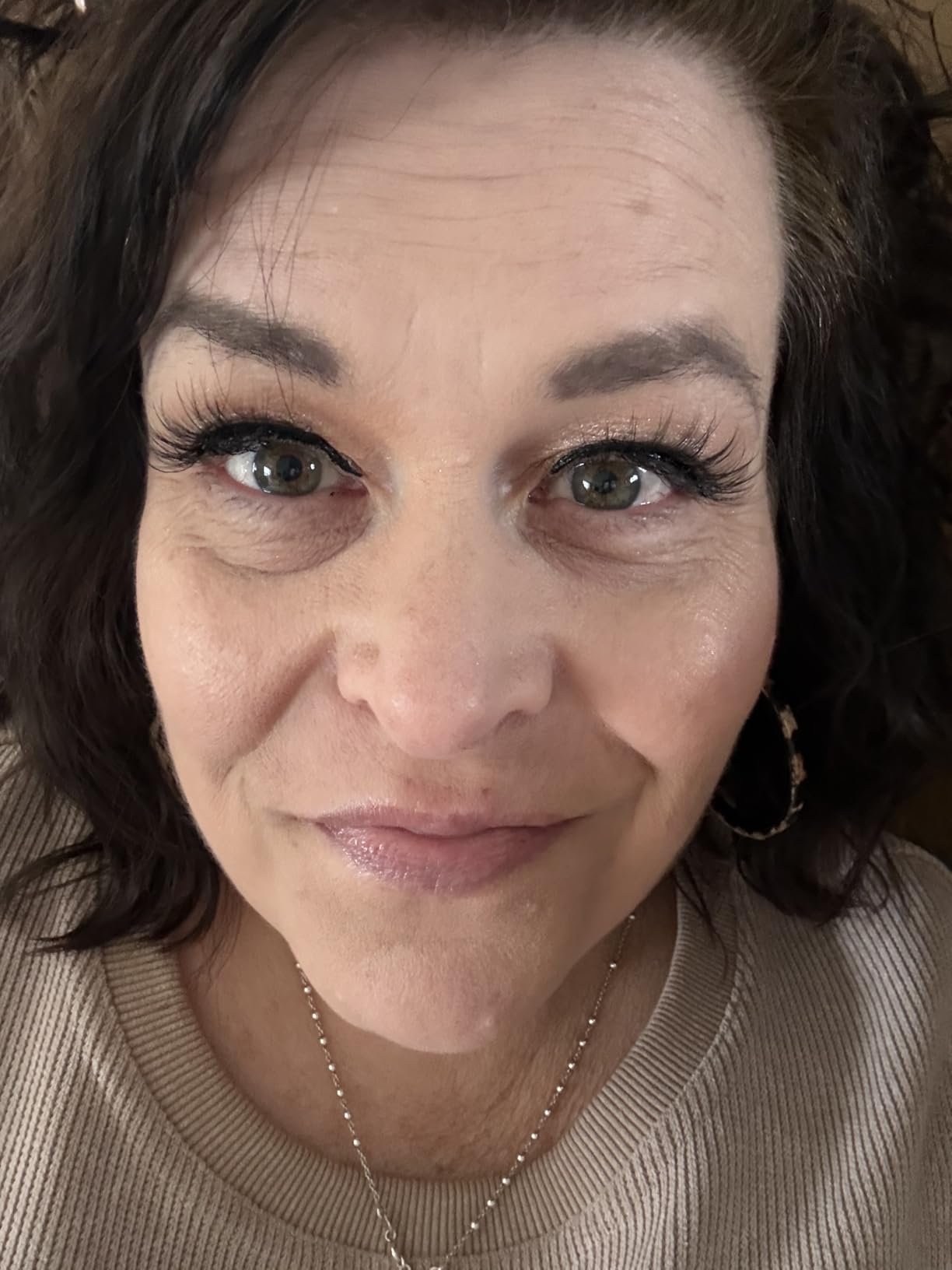 Royaomis 10 Pairs Magnetic Eyelashes with Eyeliner, Magnetic Lashes Natural Looking, Magnetic Eyelash Kit, Latest Six Magnets, With 3D 5D Reusable False Lashes, Easy to Wear, No Glue Needed customer photo 2