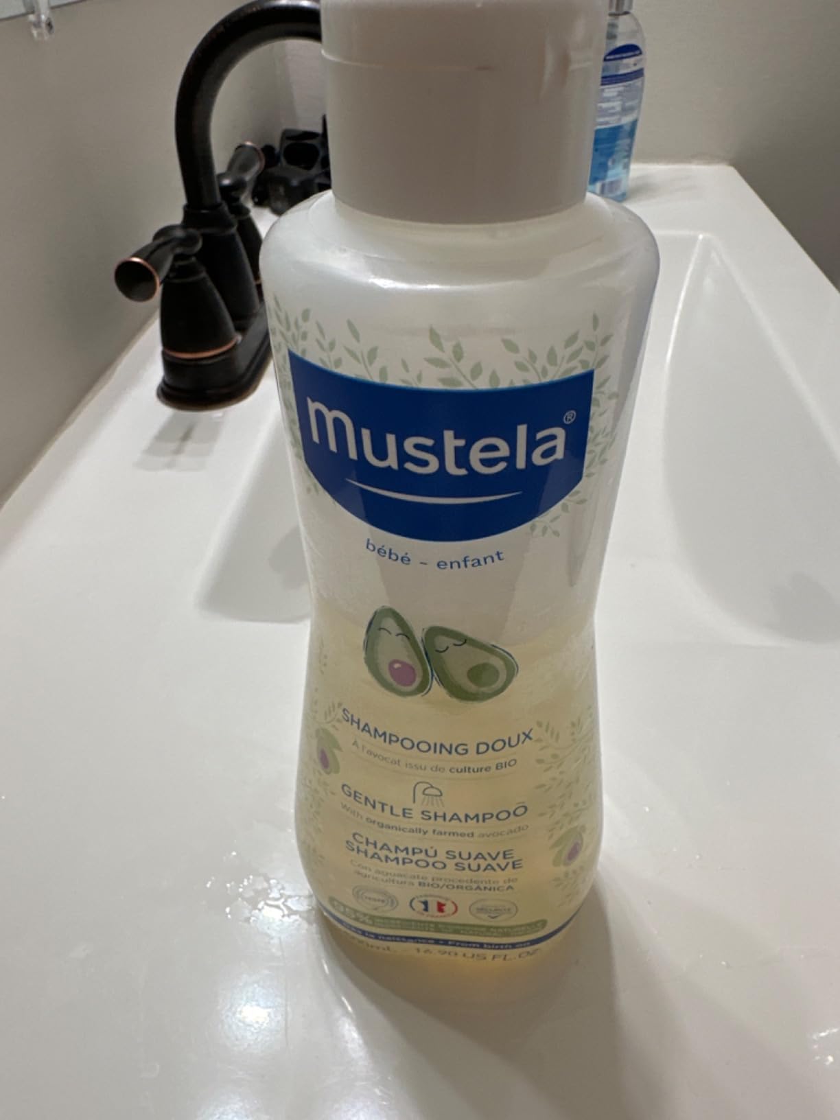 Mustela Baby Gentle Shampoo with Natural Avocado - Hair Care for Kids of all Ages & Hair Types - Tear-Free & Biodegradable Formula customer photo 1