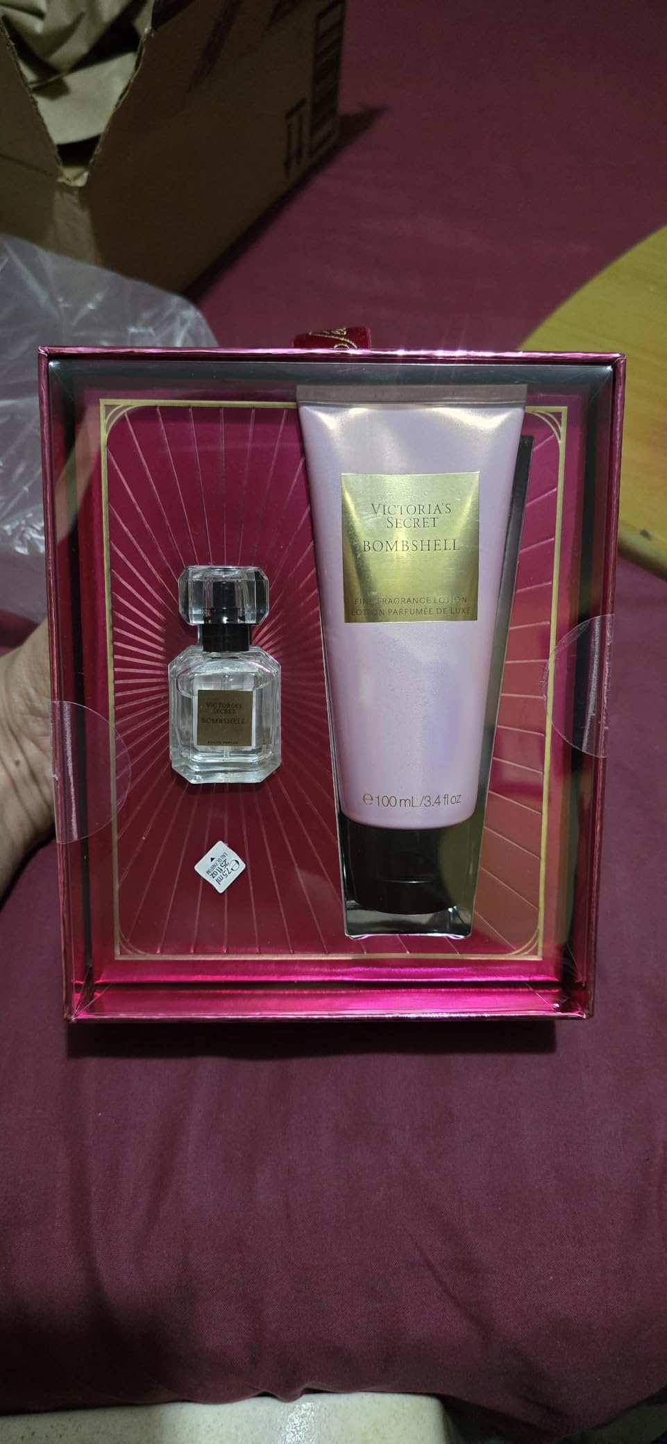 Victoria's Secret Bombshell Mini Fragrance Duo Gift Set, Eau de Parfum & Travel Lotion customer photo 1