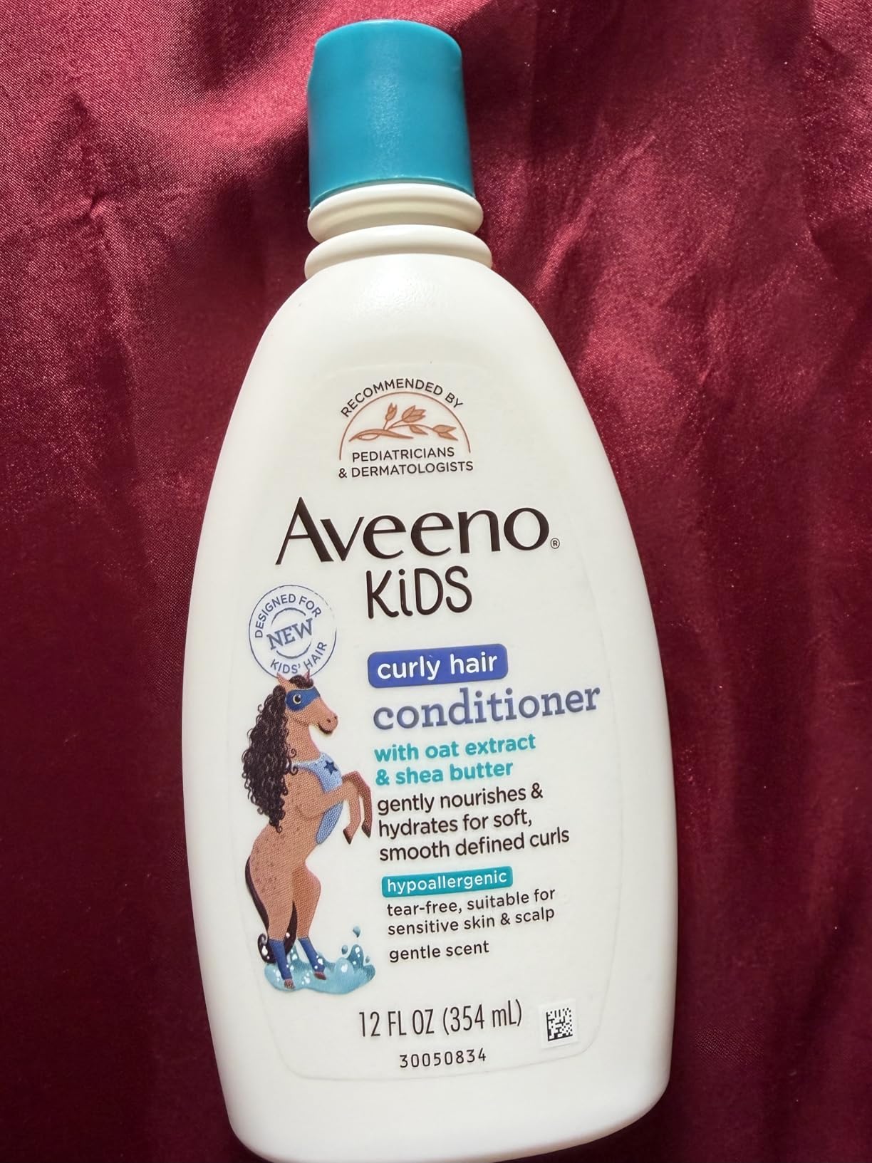 Aveeno Kids Curly Hair Conditioner, Hydrating Conditioner, Kids Curly Hair Products, Oat Extract & Shea Butter, Gentle Scent, 12 fl. oz customer photo 1