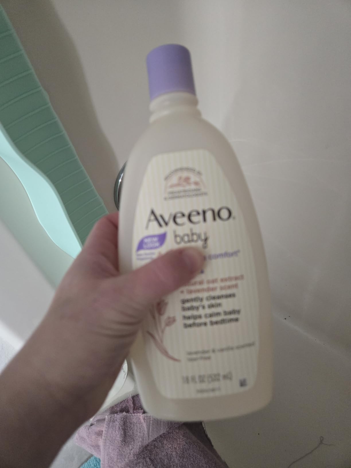Aveeno Kids Shampoo & Conditioner, Formulated With Oat Extract to Gently Cleanse, Condition & Detangle Kids Hair, For Sensitive Skin and Scalp, Hypoallergenic, 12 Fl Oz customer photo 2