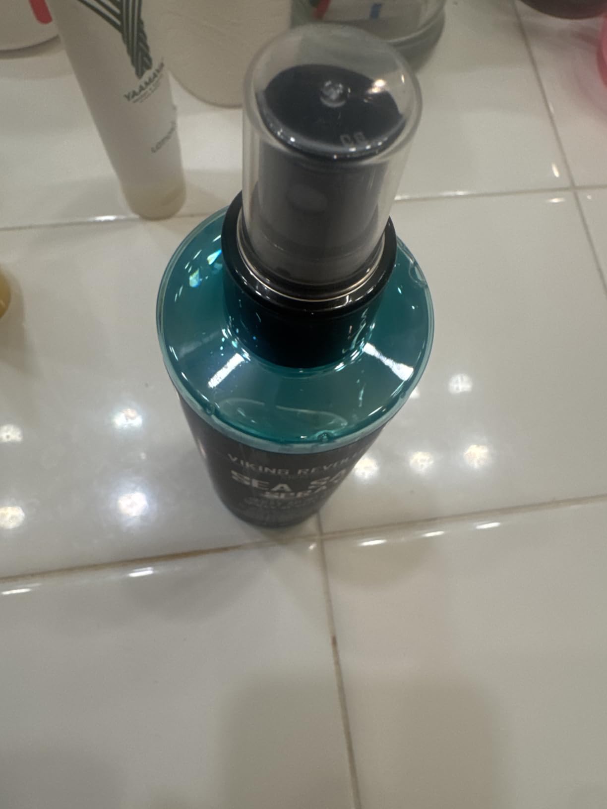 Viking Revolution Sea Salt Spray for Men - Hair Texturizing Spray with Kelp, Aloe Vera and Red Algae Extract - Surf Sprays to Add Volume and Texture for Men and Women Beach Hair - 8.8oz customer photo 2