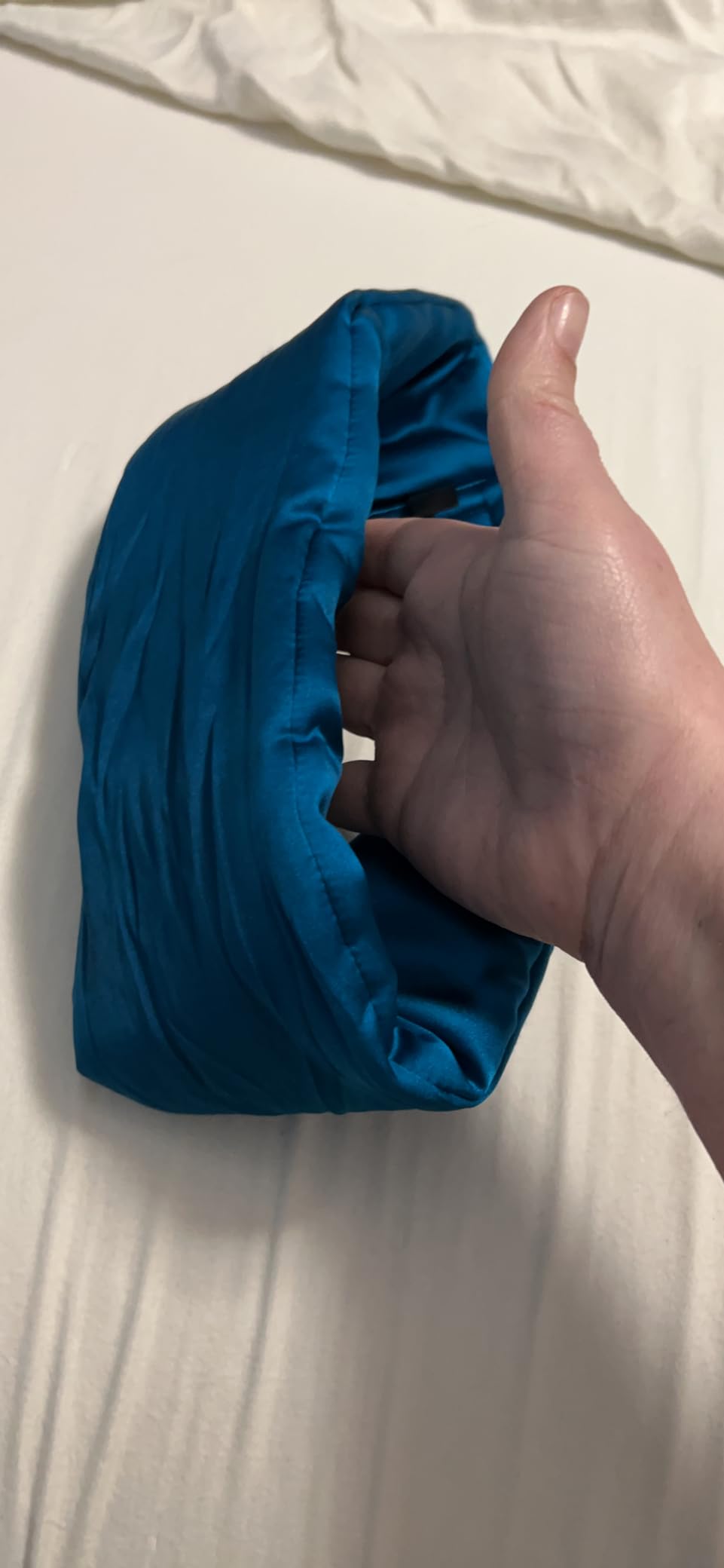100% Natural Silk Eye Mask for Women Men, Soft Pressureless Cooling Blackout Eye Covers for Sleeping, Large Size Sleep Mask fits All Heads Adjustable, 1PC, Vivid Blue customer photo 2
