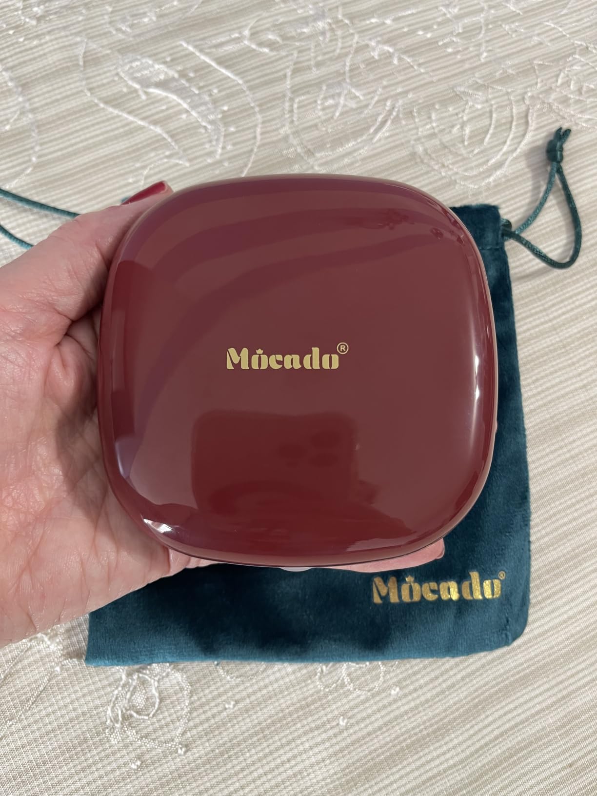 Mocado Compact LED Magnifying Travel Makeup Mirror - 4 inches 1X/10X Magnification, Double Sided USB Rechargeable Touch Screen, 3 Colors Lighting, Dimmable, Portable Tabletop Cosmetic (White) customer photo 2
