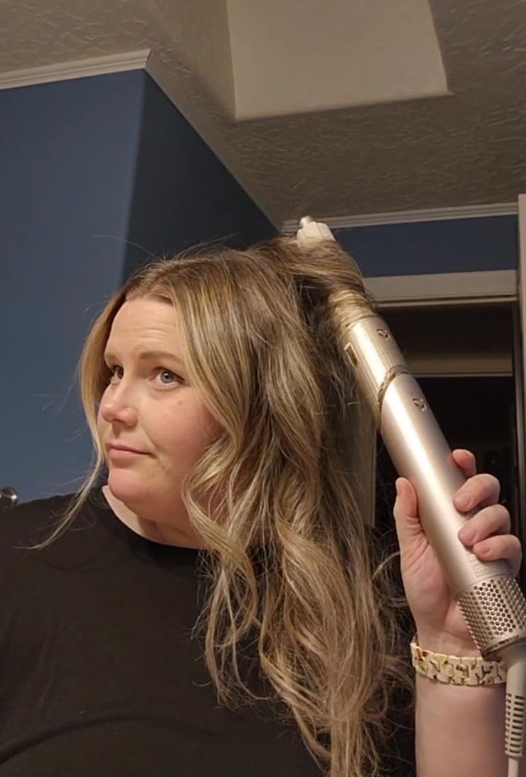 Shark FlexStyle | Air Multi-Styler & Drying System | Hair Dryer Brush for Blowouts with Coanda Auto-Wrap Curlers, Oval Brush, Curl-Defining Diffuser & Concentrator Attachment | Stone | HD435 customer photo 2