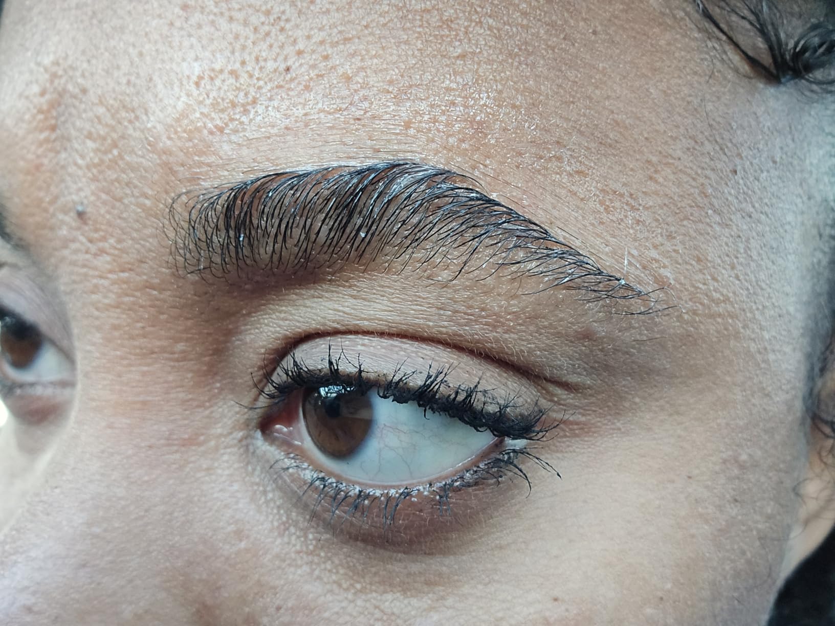 NYX PROFESSIONAL MAKEUP The Brow Glue, Extreme Hold Tinted Eyebrow Gel - Dark Brown customer photo 2