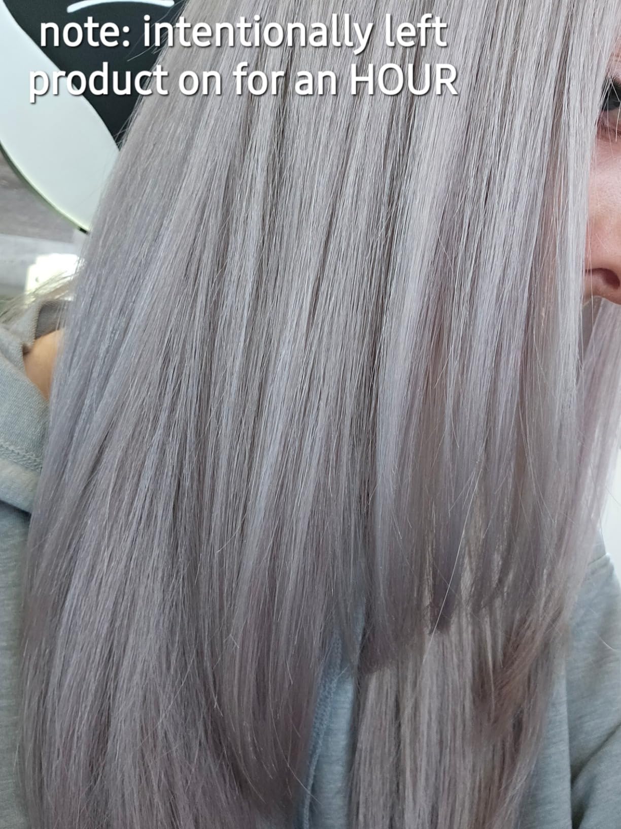 L'Oreal Paris Le Color Gloss One Step Toning Gloss, In-Shower Hair Toner with Deep Conditioning Treatment Formula for Gray Hair, Silver White customer photo 1