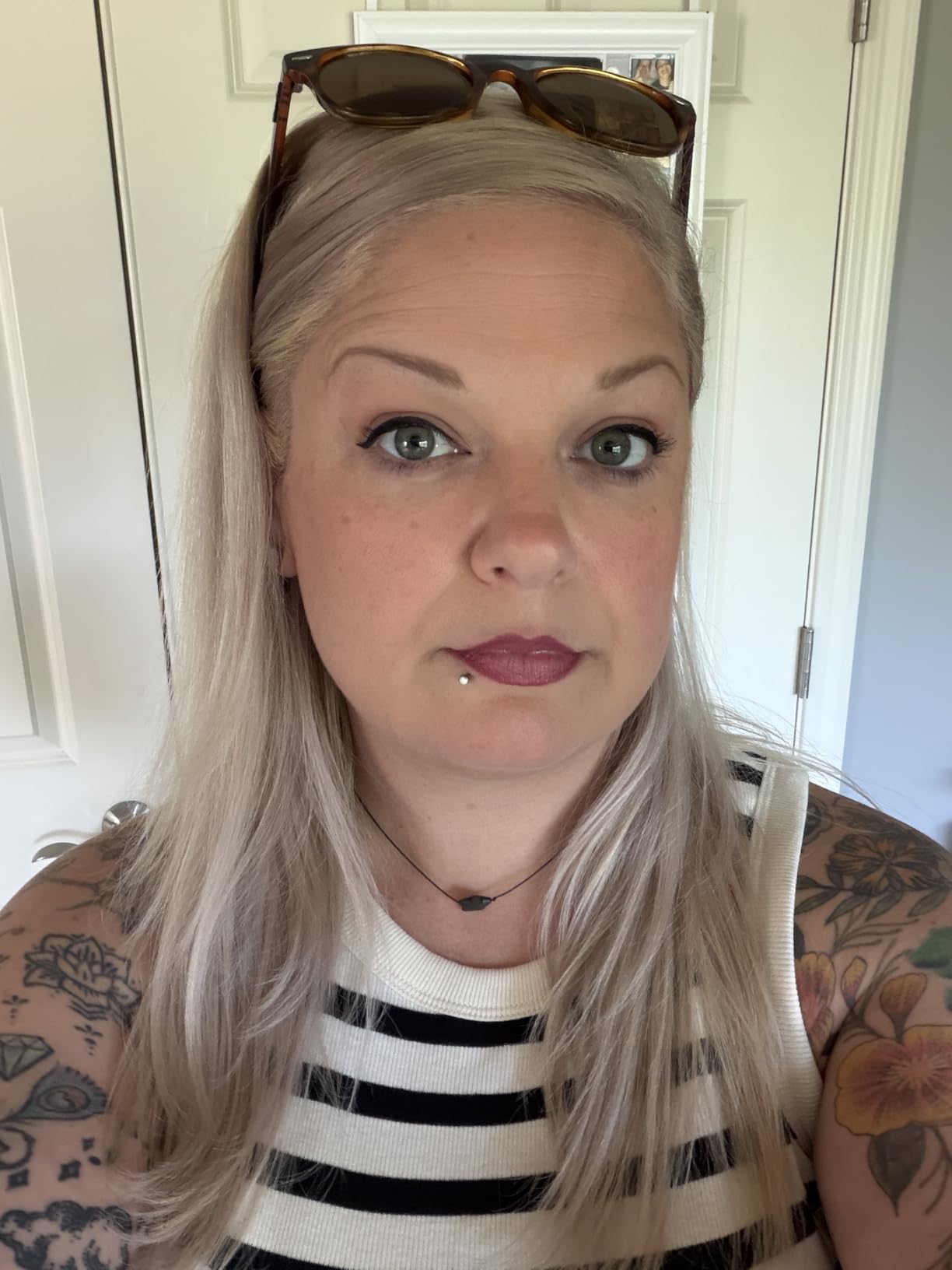 L'Oreal Paris Le Color Gloss One Step Toning Gloss, In-Shower Hair Toner with Deep Conditioning Treatment Formula for Gray Hair, Silver White customer photo 2