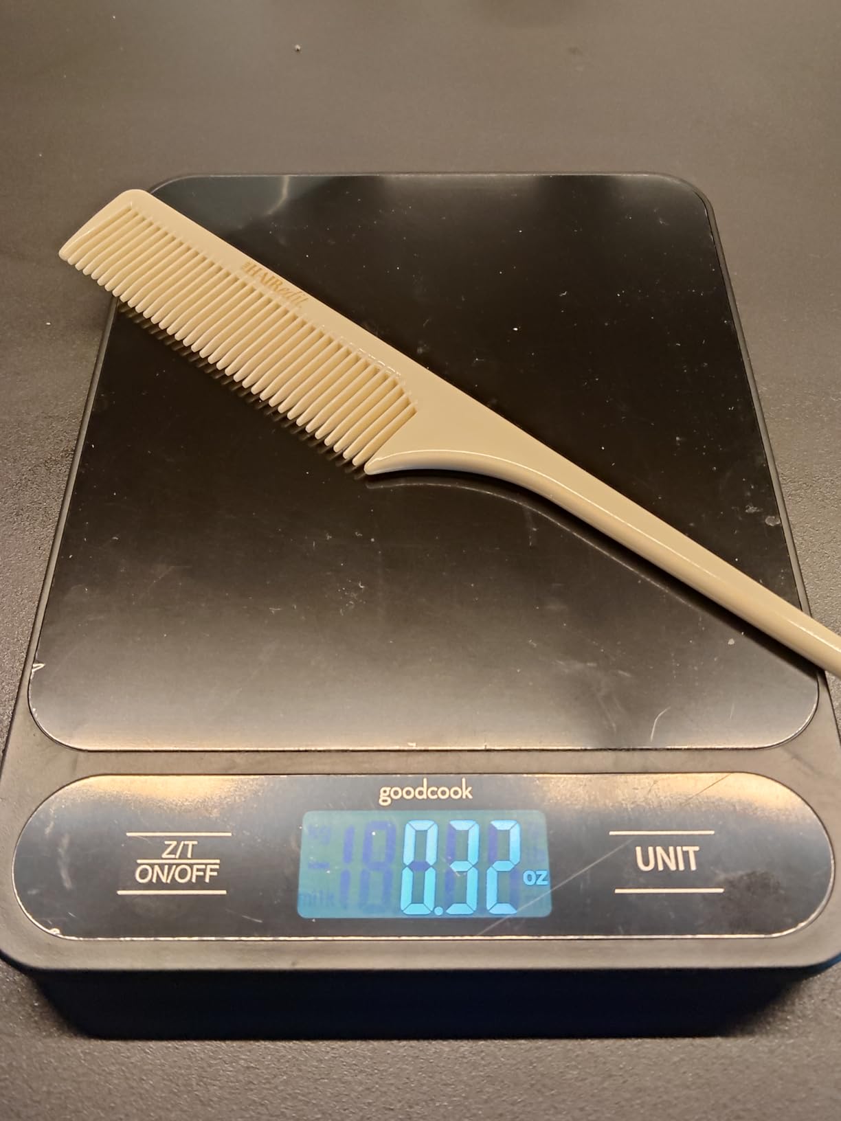 The Hair Edit Section & Style Rat Tail Comb, Fine-Tooth Teasing & Sectioning Comb for Precision Parting, Smoothing, Lifting & Creating Sleek Buns, Ponytails, Braids & Updos, Hair Combs for Women customer photo 1