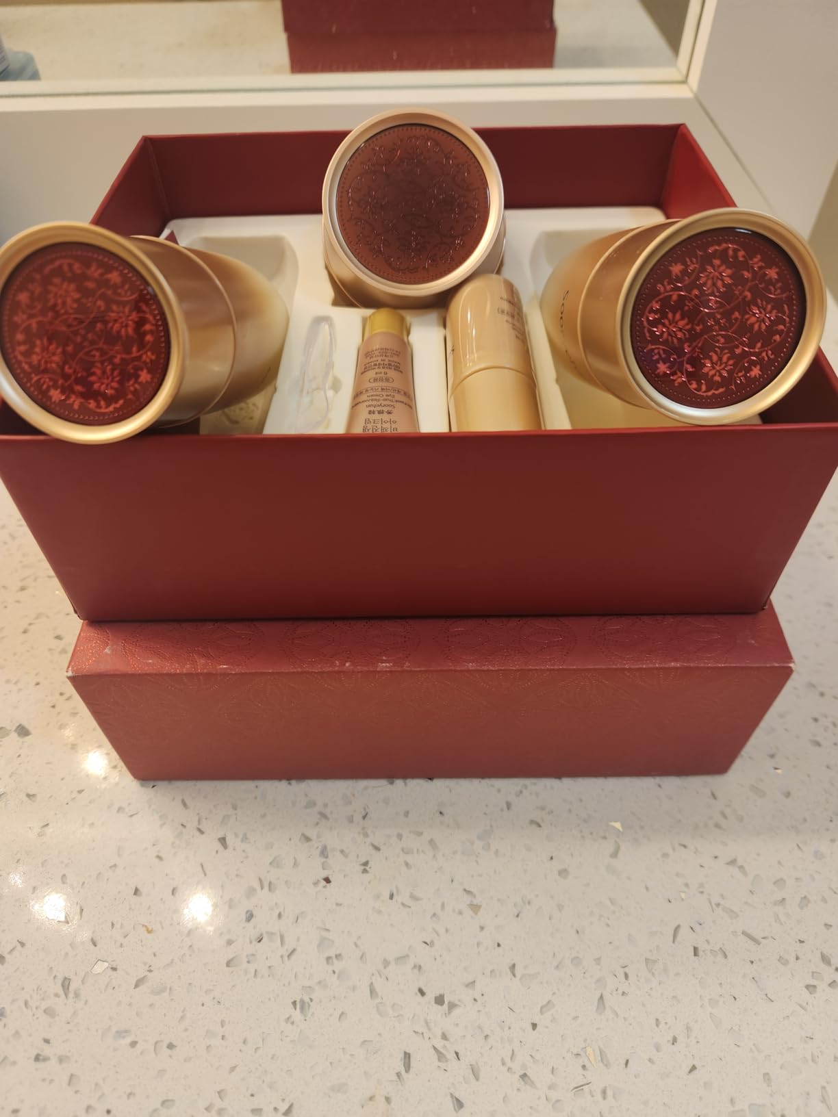 Sooryehan Bichaek True-Rejuvenating Korean Hanbang Skincare Gift Set (5-Piece) - Toner, Emulsion Lotion & Cream with Mini Eye Cream and Serum - Anti-Aging, Firming & Elasticity customer photo 1