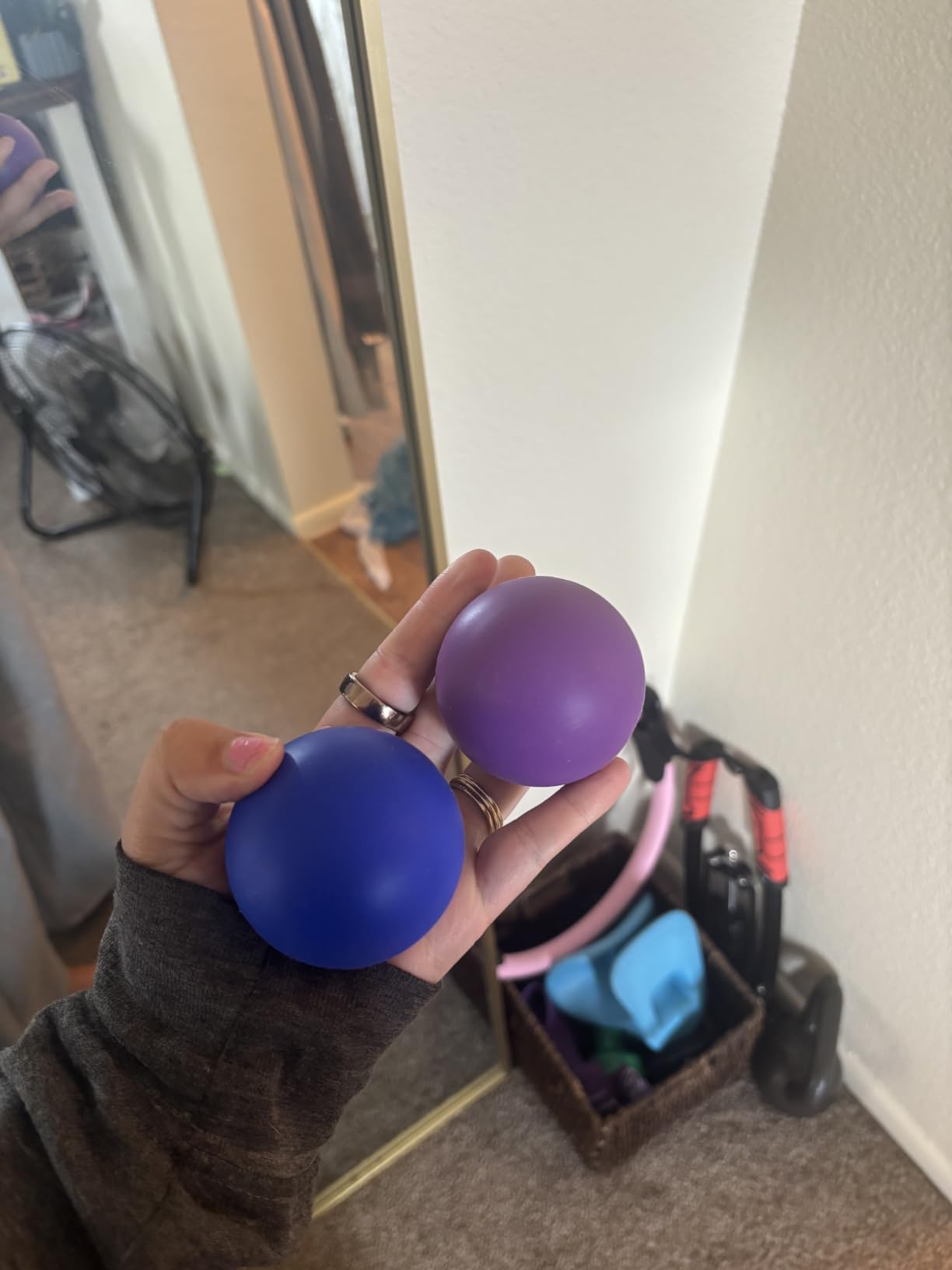 Massage Lacrosse Balls for Myofascial Release,Yoga Deep Tissue Massage,Trigger Point Therapy and Foot Plantar Fasciitis,Muscle Soreness Massager Ball (2Pack,Deep Blue and Purple) | Get Rid Of Muscle Pain,Massage Anywhere customer photo 1