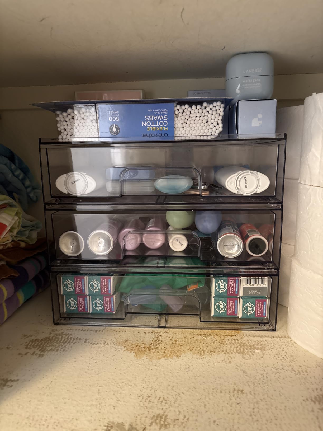 Vtopmart 12.1''W Clear Stackable Storage Drawers,2 Pack Acrylic Plastic Organizers Bins for Makeup Palettes, Cosmetics, and Beauty Supplies,Ideal for Vanity, Bathroom,Cabinet,Desk Organization customer photo 1