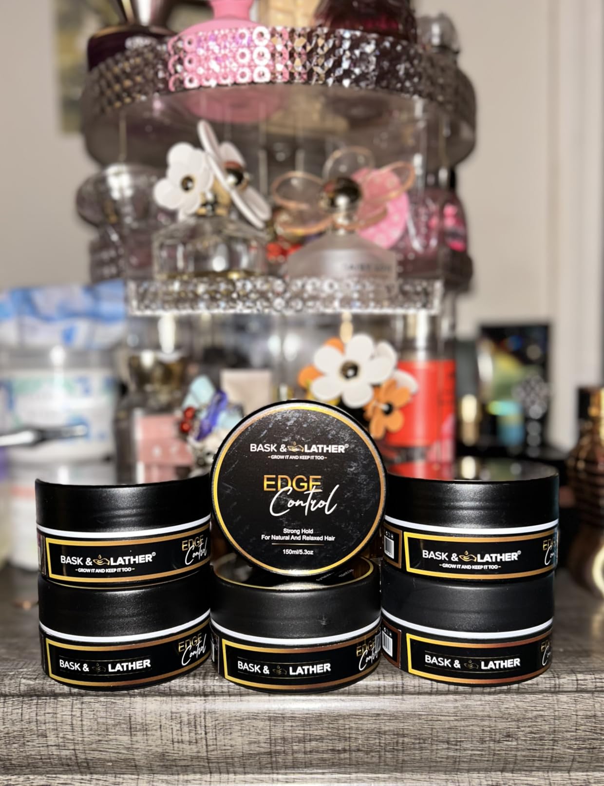 Strong Hold Edge Control Gel with Castor Oil, Non-Greasy, Non-Flaking, No White Cast, Long Lasting, Supports Hair Growth, Natural Formula, For All Hair Types, 5.3 Fl Oz customer photo 1
