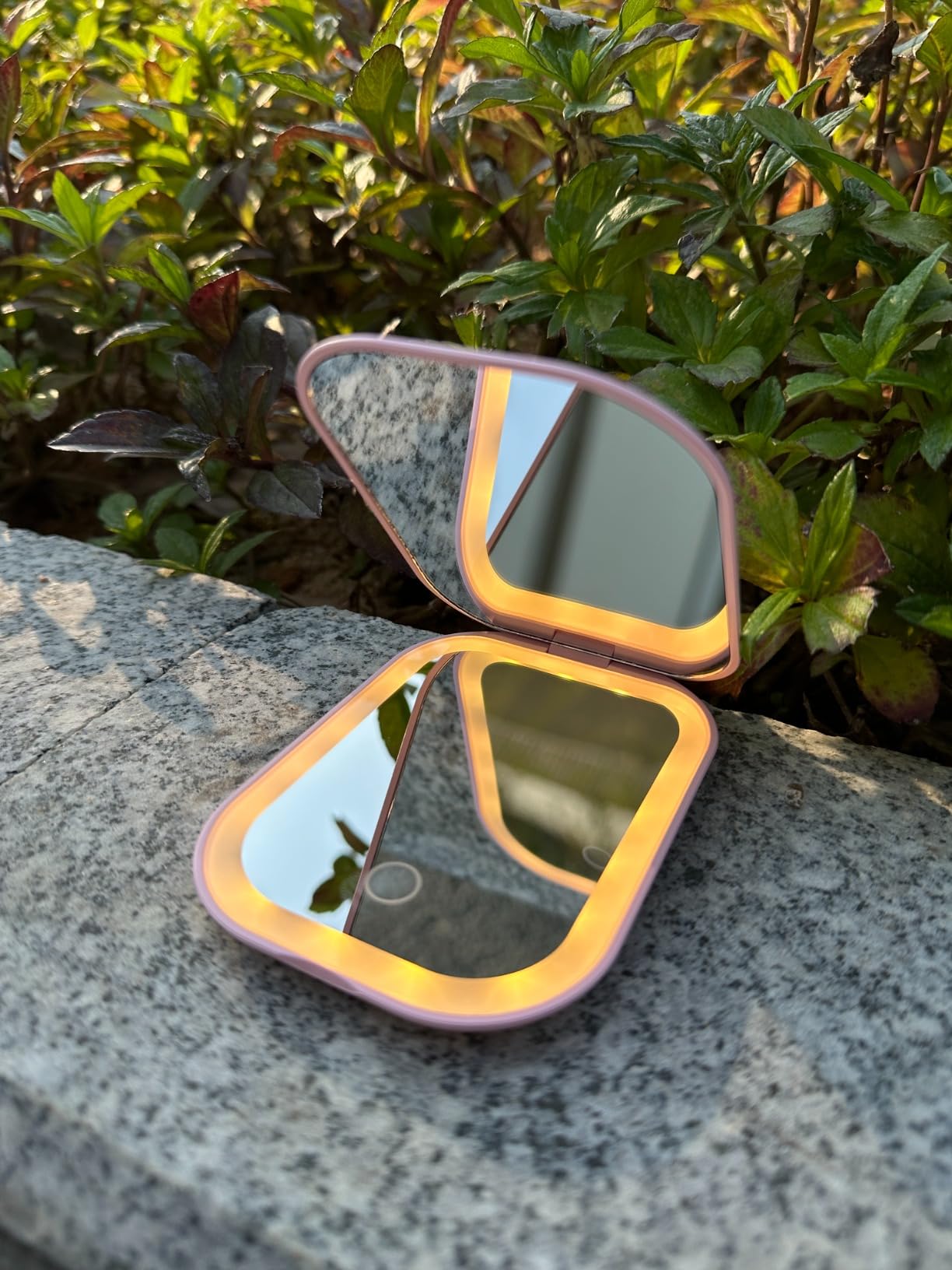 Gospire Ultra-Slim Lighted Travel Makeup Mirror with Lights, Pink | 3X Magnification, Rechargeable Magnifying Mirror, 3 Light Colors, Adjustable Brightness, LED Compact Mirror for Purses customer photo 1