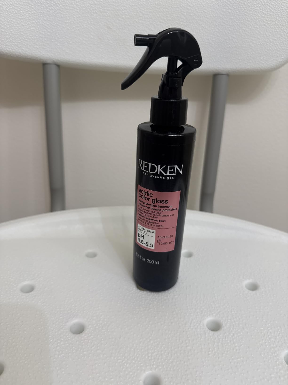 Redken Acidic Color Gloss Heat Protection Leave-In Treatment Spray - For Color-Treated Hair customer photo 2