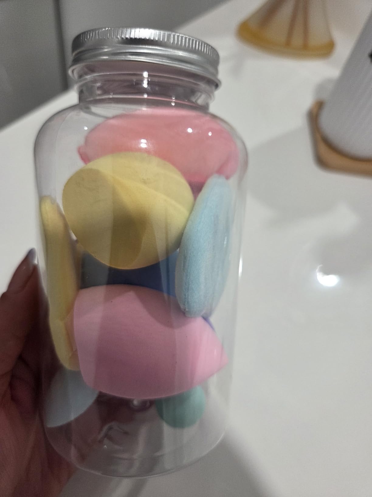 14 Pcs Makeup Sponge Set, Beauty Sponges Blender with 4 Pcs Powder Puff and 4 Pcs Mini Make up Sponges for Liquid,Foundation,Powder,Concealer,Cream (Black) customer photo 1