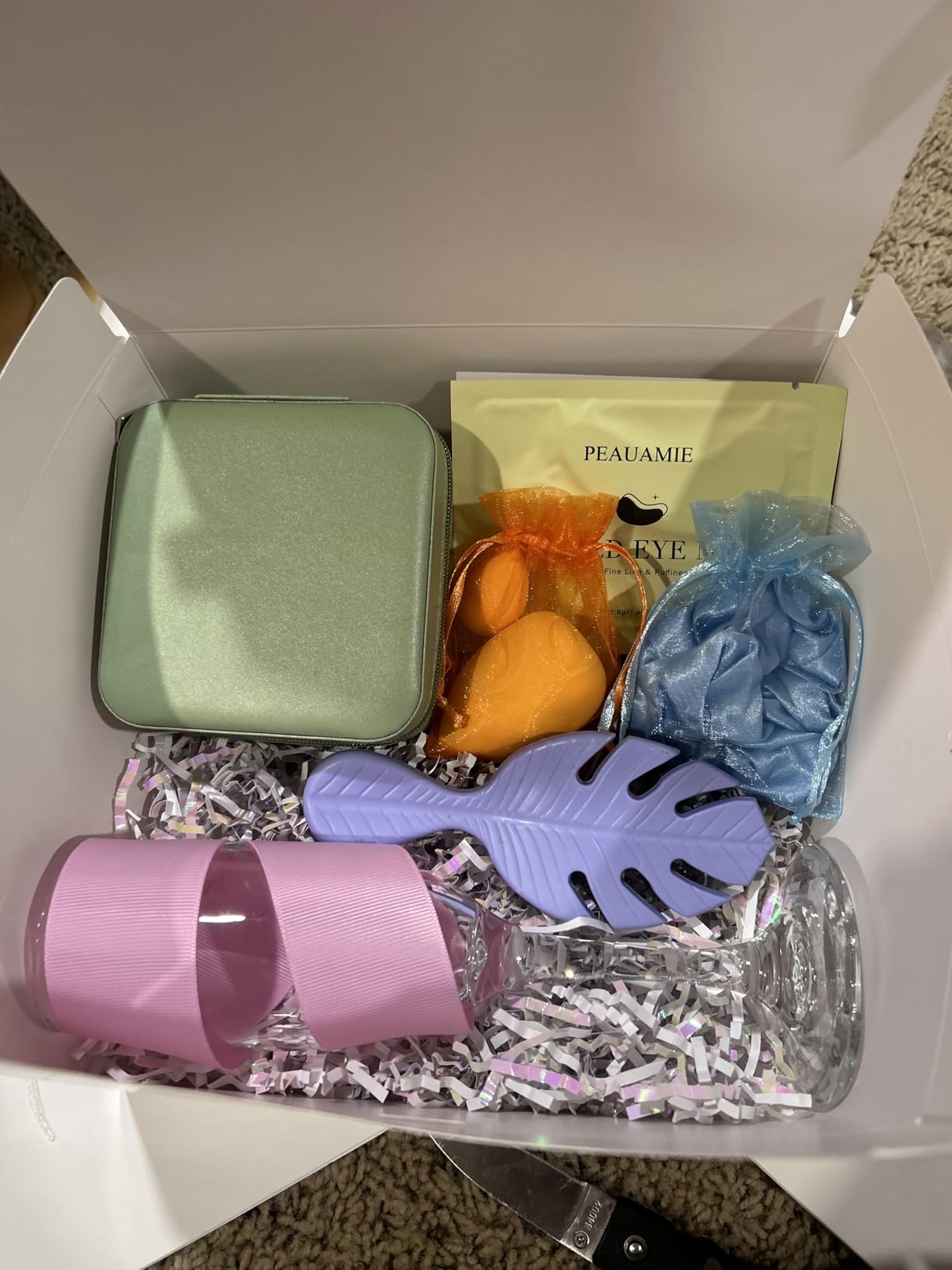 14 Pcs Makeup Sponge Set, Beauty Sponges Blender with 4 Pcs Powder Puff and 4 Pcs Mini Make up Sponges for Liquid,Foundation,Powder,Concealer,Cream (Black) customer photo 2