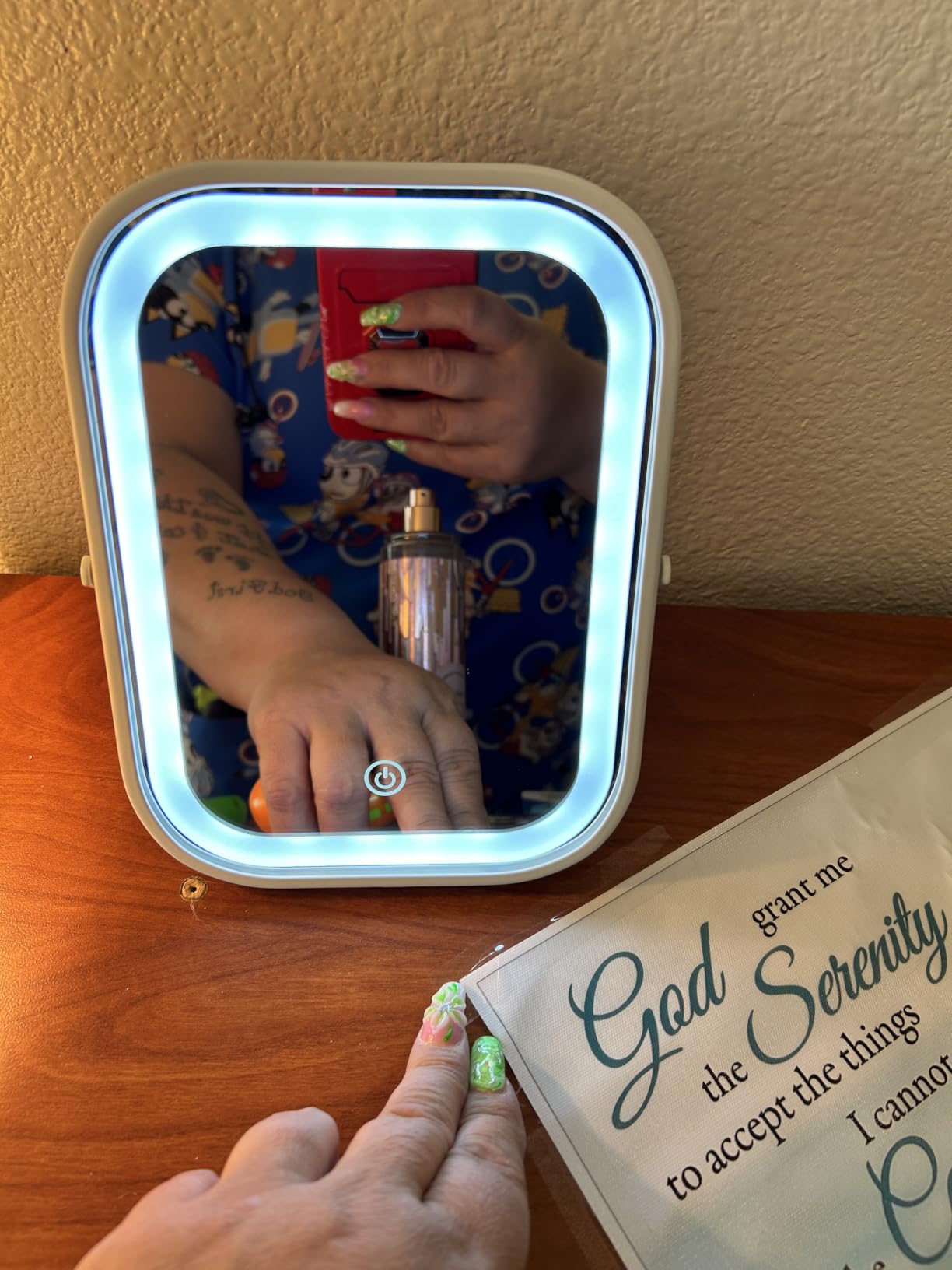 YEKKOPT Travel Makeup Mirror with Lights, Portable Small Beauty LED Vanity Mirror with Lights, 1200mAh Battery, Dimmable Touch Screen, Tabletop Folding Compact Mirror, Women Gift customer photo 1