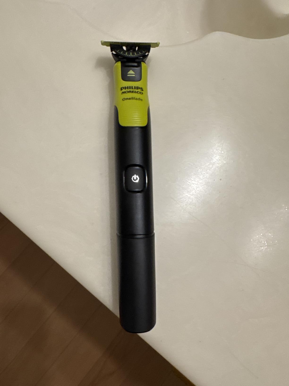 Norelco Philips OneBlade 360 with Connectivity Hybrid Face, Electric Beard Trimmer and Shaver, with 360 Blade Technology, 1x360 Blade for Face, 5in1 Adjustable Comb, Model QP4530/90 customer photo 1
