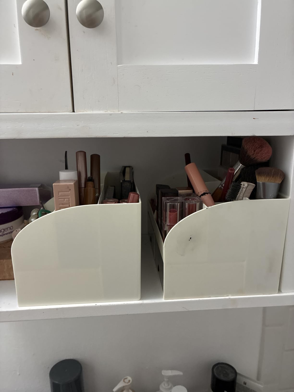 Makeup Organizer with Drawers, Cosmetic Storage for Dresser Vanity and Bathroom Countertop, Beauty Holder for Lipstick Brush, Skincare Organizer for Vanity, Cosmetic Display Case (White) customer photo 2