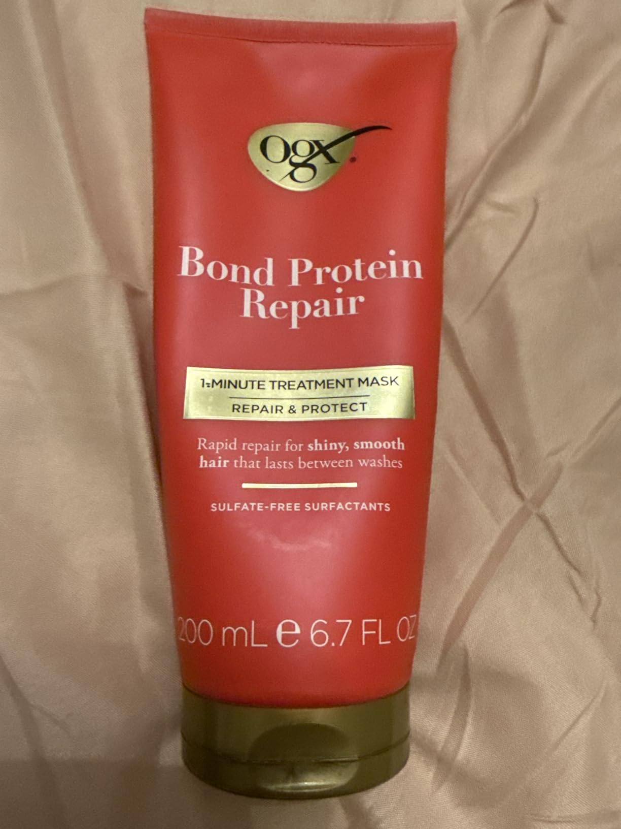 OGX Repair & Protect Bond Protein Repair 1-Minute Treatment Mask, Deep Conditioning Hair Mask Rapidly Repairs for Shiny, Smooth Hair That Lasts Between Washes, 6.7 fl. oz customer photo 1
