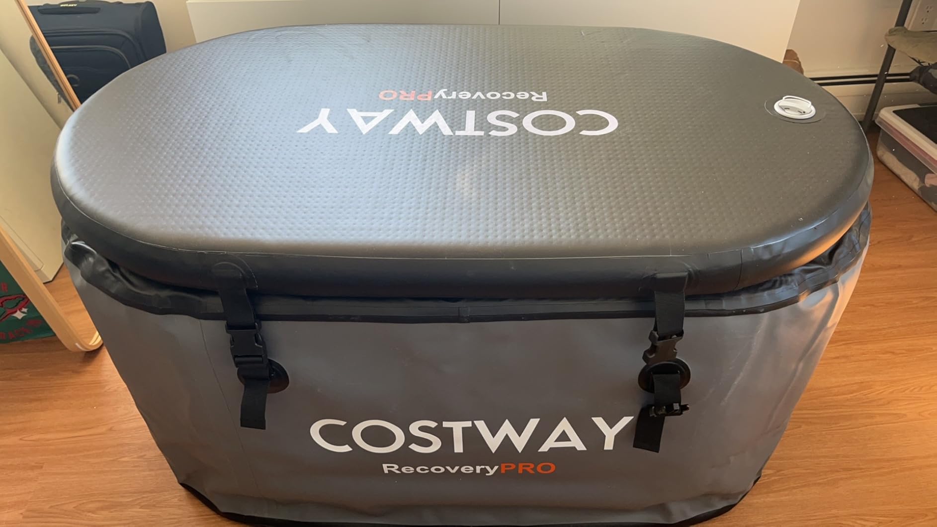 COSTWAY XL 129 Gal Oval Ice Bath Tub with Cover, Portable Outdoor Inflatable Cold Plunge Tub customer photo 2