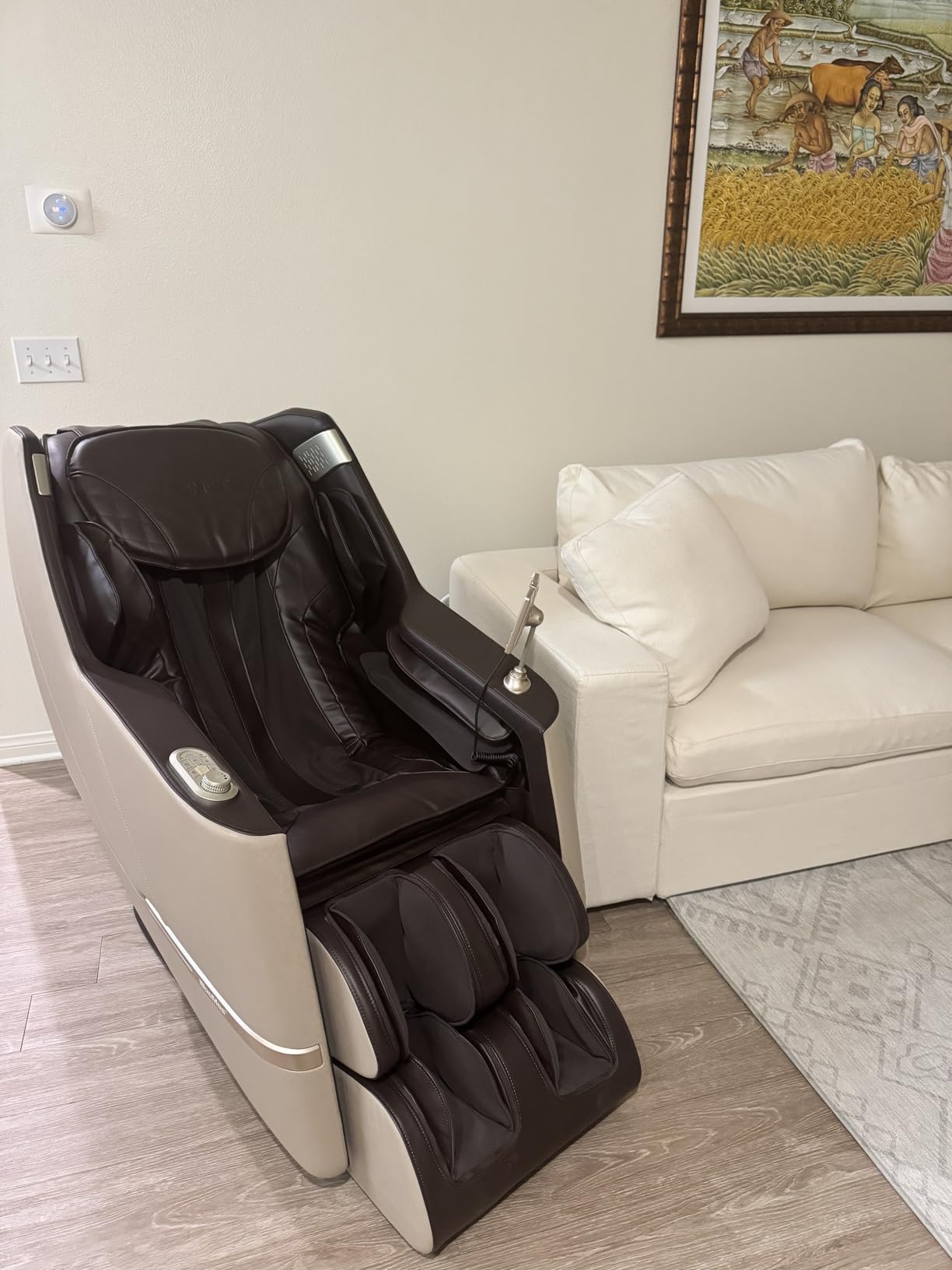Massage Chair, 2026 SL-Track Zero Gravity Shiatsu Massage Chairs Full Body and Recliner, 12+6 Modes, Body Scan, APP, Foot Rollers, Heat Therapy, Airbags, Bluetooth, Thai Stretch (Beige& Brown) customer photo 1
