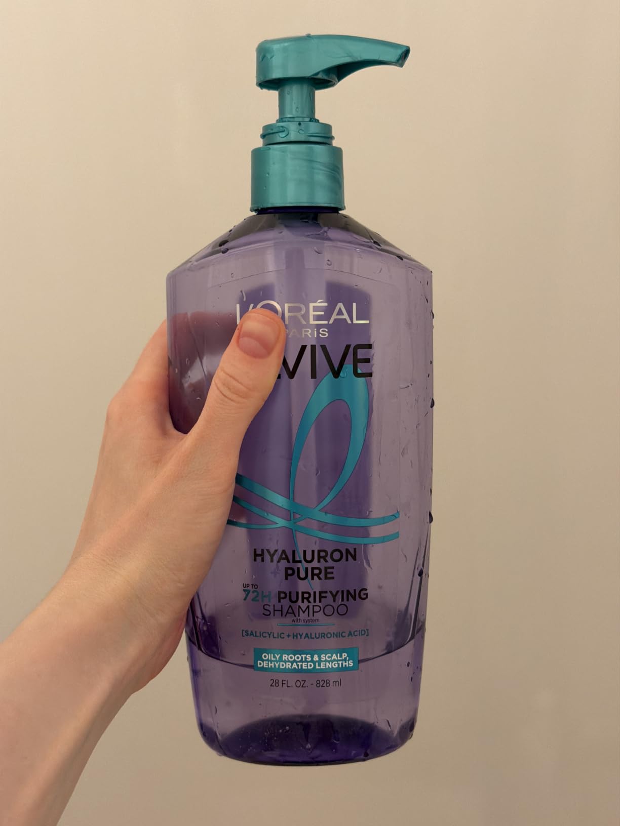 L'Oreal Paris Elvive Hyaluron + Pure 72H Purifying Shampoo for Oily Hair, Clarifying Shampoo with Salicylic Acid and Hyaluronic Acid, 28 Fl Oz customer photo 1