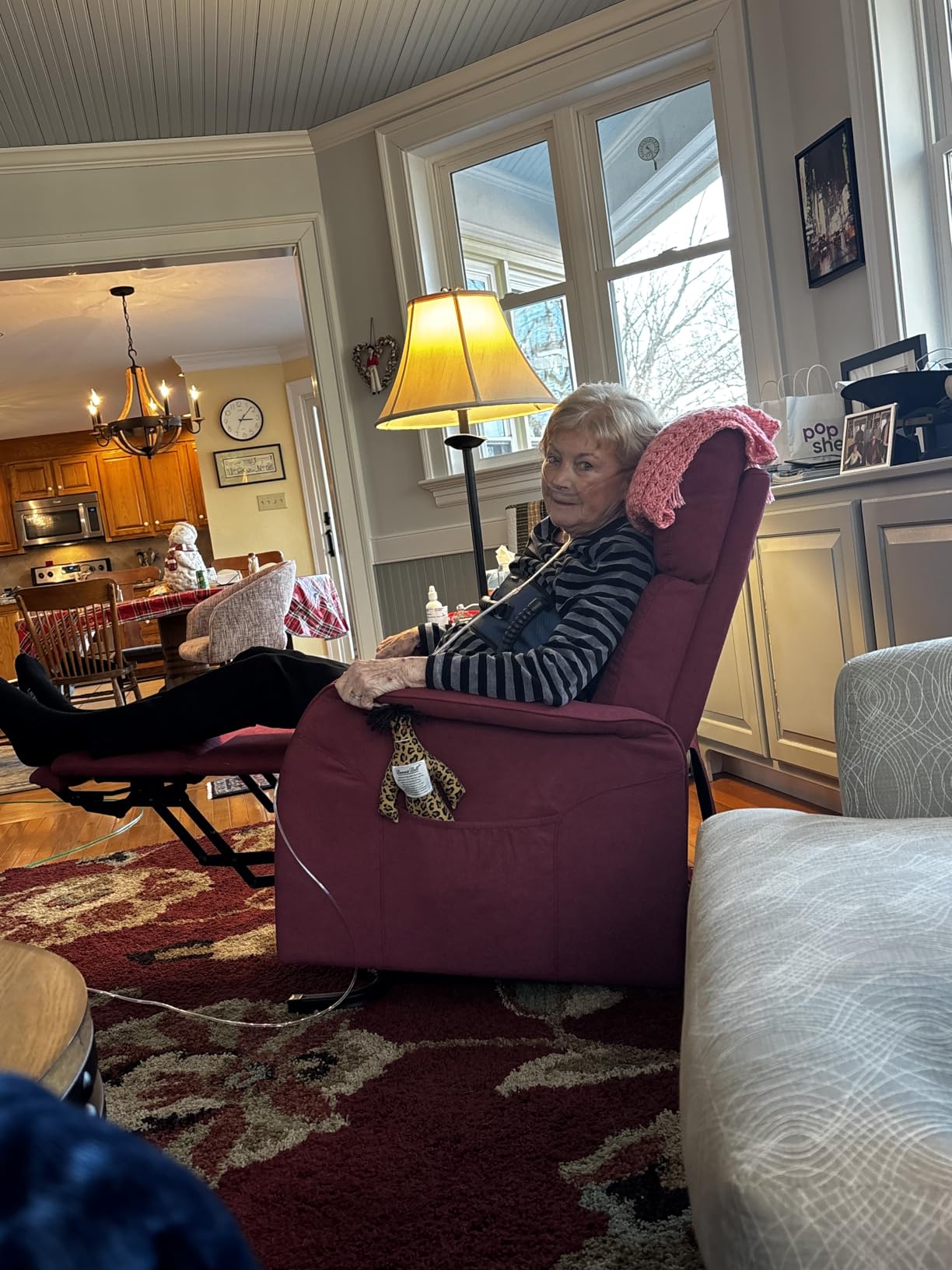 OKUP Power Lift Recliner Chair for Petite Seniors, Electric Lift Chair with Massage and Lumbar Heat, 150° Infinite Position, Breathable Fabric, Space-Saving Recliner Chair, Brown customer photo 1