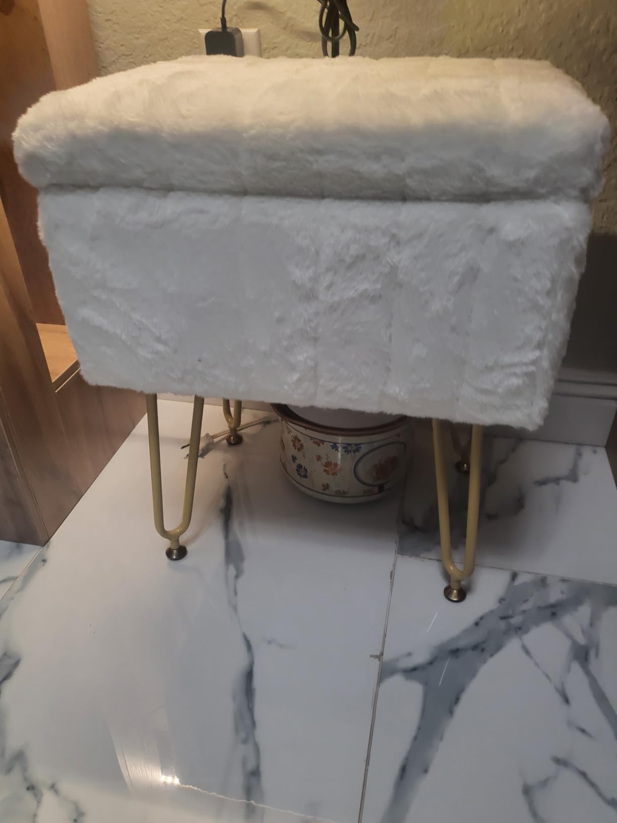 DUMOS Vanity Stool Chair Ottoman with Storage, Makeup Cute Soft Small Footstool Modern Style Faux Fur Seat with 4 Metal Legs & Adjustable Feet for Dressing Living Room Bedroom Dorm customer photo 1
