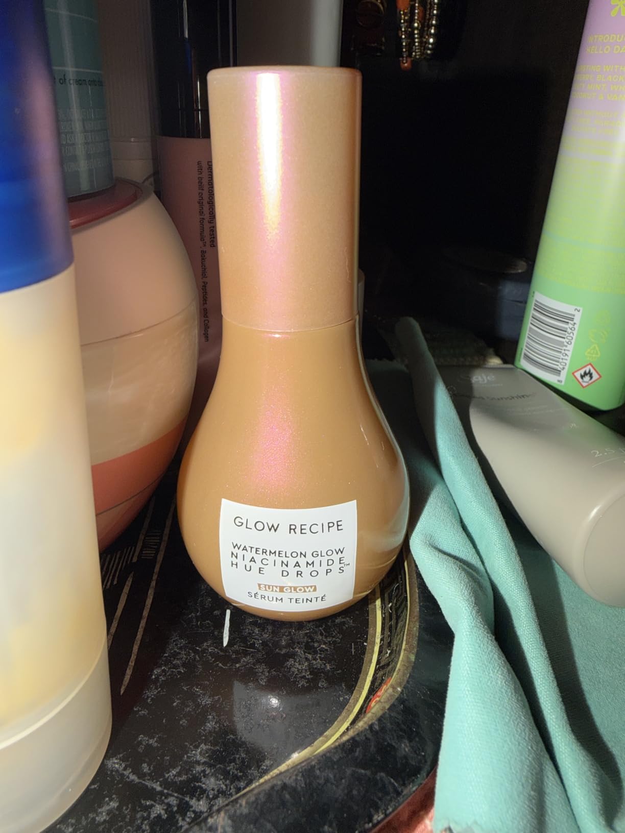 Glow Recipe Hue Drops - Mini Tinted Face Serum - Bronzing Drops to Brighten & Hydrate - Skincare Makeup Primer & Liquid Highlighter to Blur Pores for a Radiant, Even Skin Tone - Sun Glow (15ml) customer photo 1
