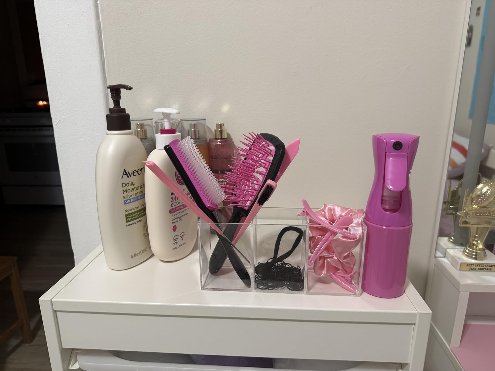 11 Pcs Hair Brush Set, Detangle Hair Brush And Spray Bottle, 3 Pieces Smooth Hairbrush For Toddlers, Suitable For Wet and Dry Hairstyles, Suitable For Adults And Children. (Pink) customer photo 2