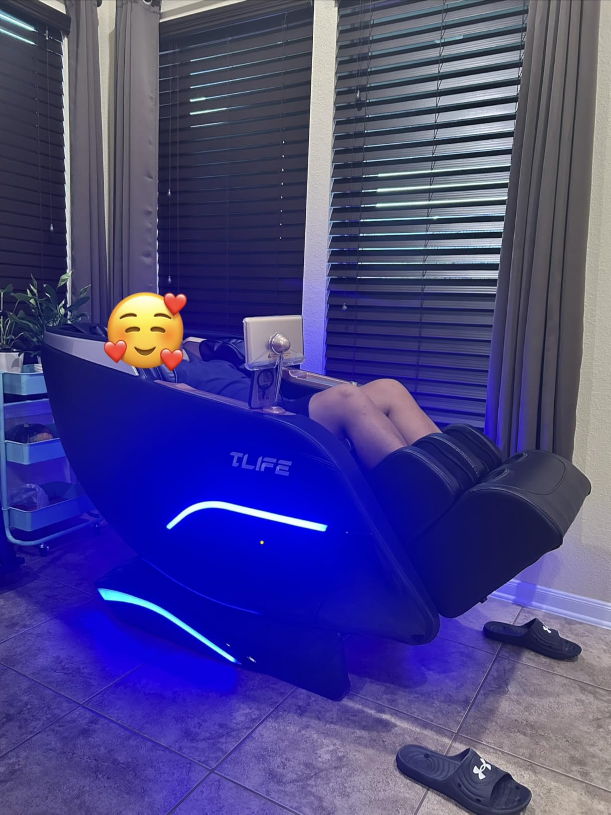 TLIFE Massage Chair Full Body, 160 Degree Zero Gravity SL-Track, 12 Modes, Black | Full-Body Airbags, Body Scan, 6 Massage Techniques, Foot Roller, LCD Touchscreen, No Assembly, Lumbar & Calf Heat for Seniors customer photo 2