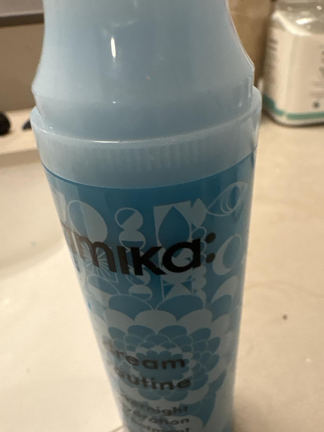 amika dream routine overnight hydrating hair mask | no rinse leave-in treatment for dry hair, ultra-hydrating, with hyaluronic acid for long-lasting moisture customer photo 1