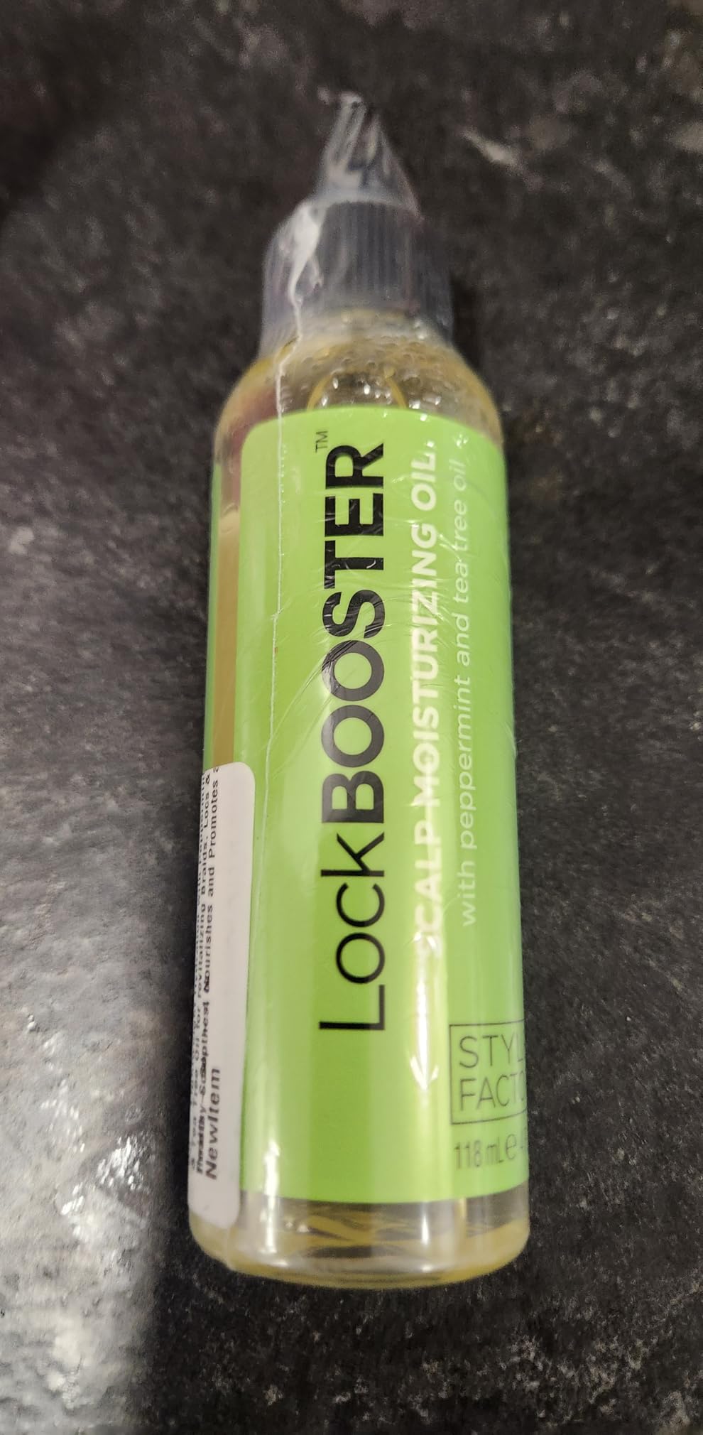 Style Factor LockBOOSTER Scalp Moisturizing Oil - Lightweight Hydration with Peppermint & Tea Tree Oil for revitalizing Braids, Locs & Twists - Soothes, Nourishes and Supports Scalp Care - 4 oz customer photo 1