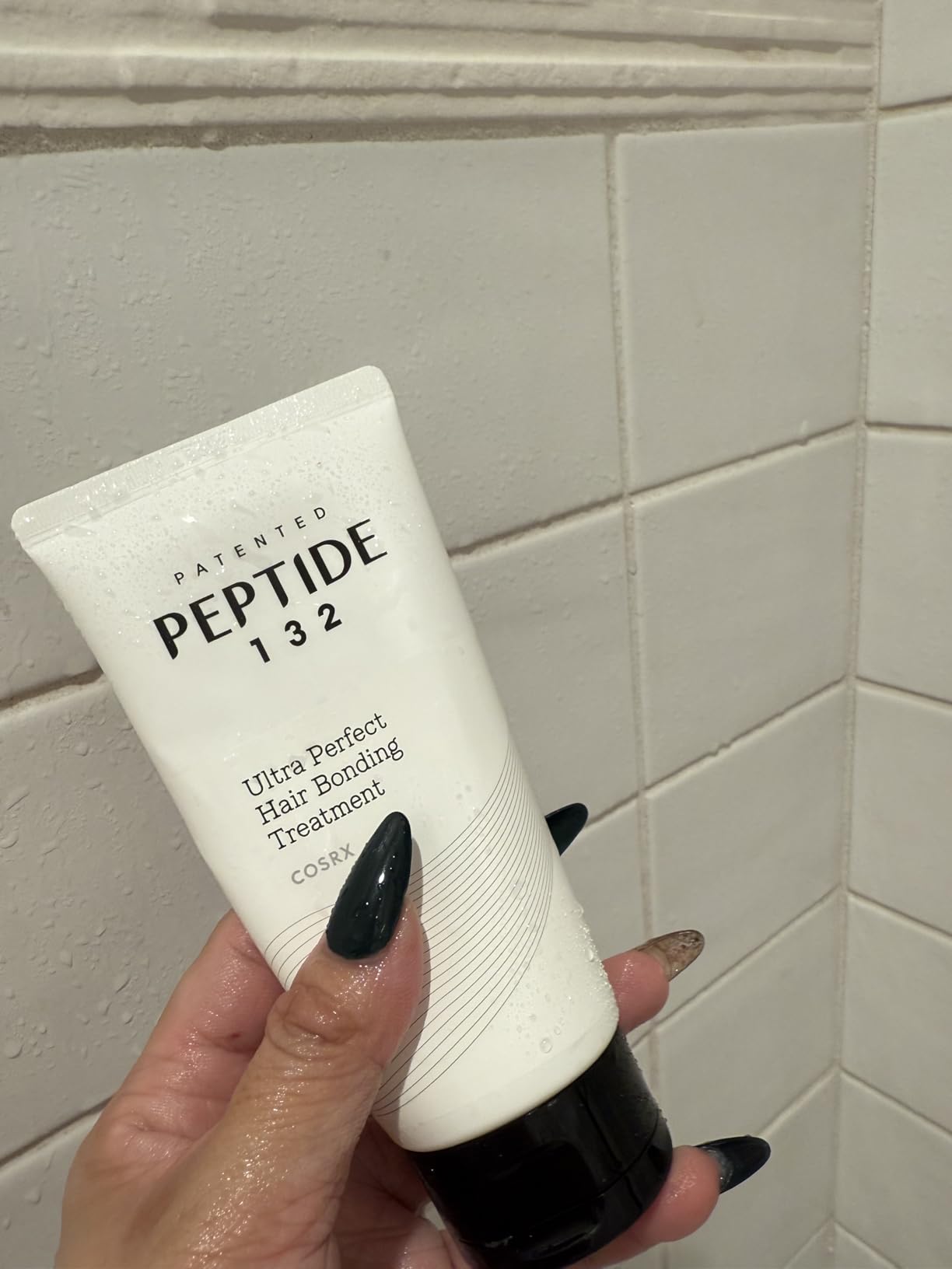 COSRX PEPTIDE 132 Hair Bonding Repair Treatment - Deep Conditioner Hair Mask for Damaged, Dry Hair, Repairs Breakage & Split Ends, For All Hair Types - 4.05 fl oz customer photo 1