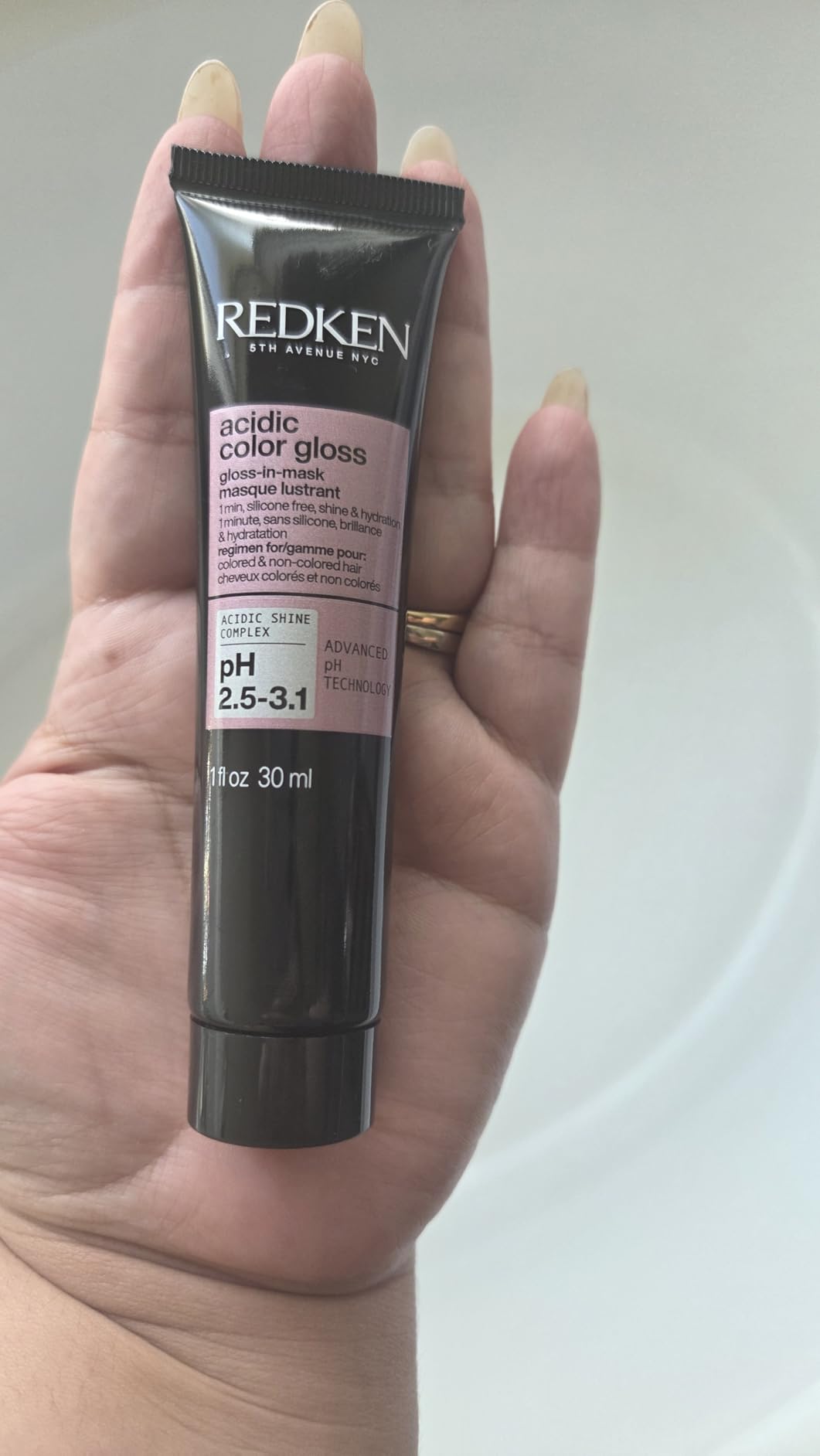 Redken Acidic Color Gloss Gloss-in-Hair Mask - Shine For Color-Treated Hair customer photo 1