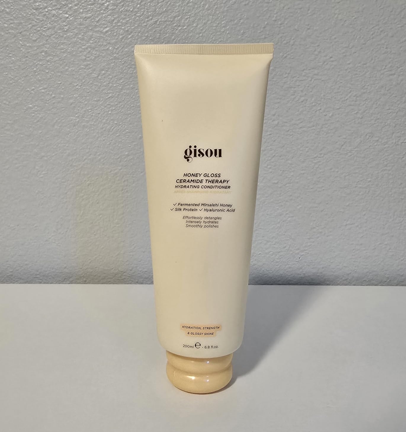 Gisou Honey Gloss Ceramide Therapy Hydrating Conditioner (6.8 fl.oz) | Intensely hydrates, effortlessly detangles, smoothly polishes, powered by Fermented Mirsalehi Honey, ceramides & silk protein customer photo 2