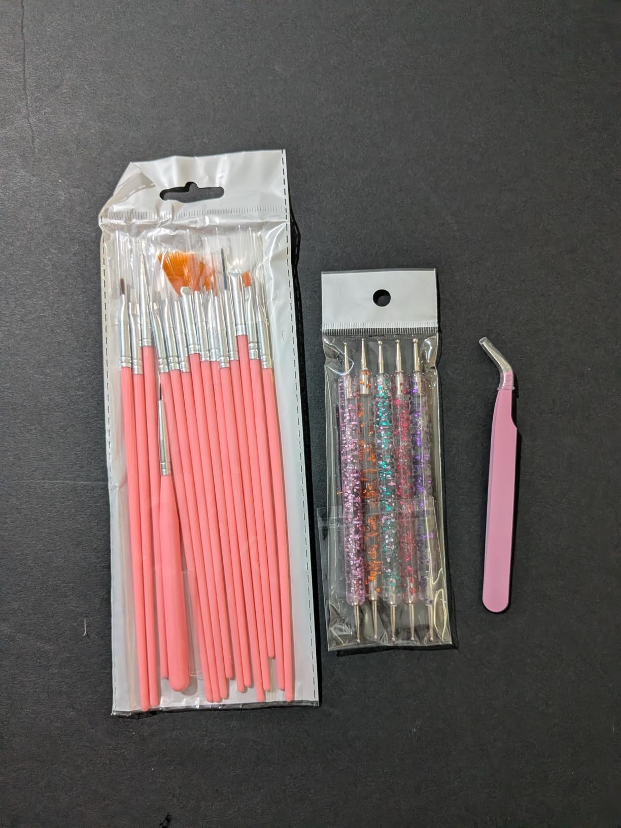 Nail Art Tools Set, Nail Art Kit for Beginners: 15 professional nail brushes for nail art, 5 precision dotting tools, 1 pink curved tweezers, Design Tools for Nail Tech & Beginners customer photo 2