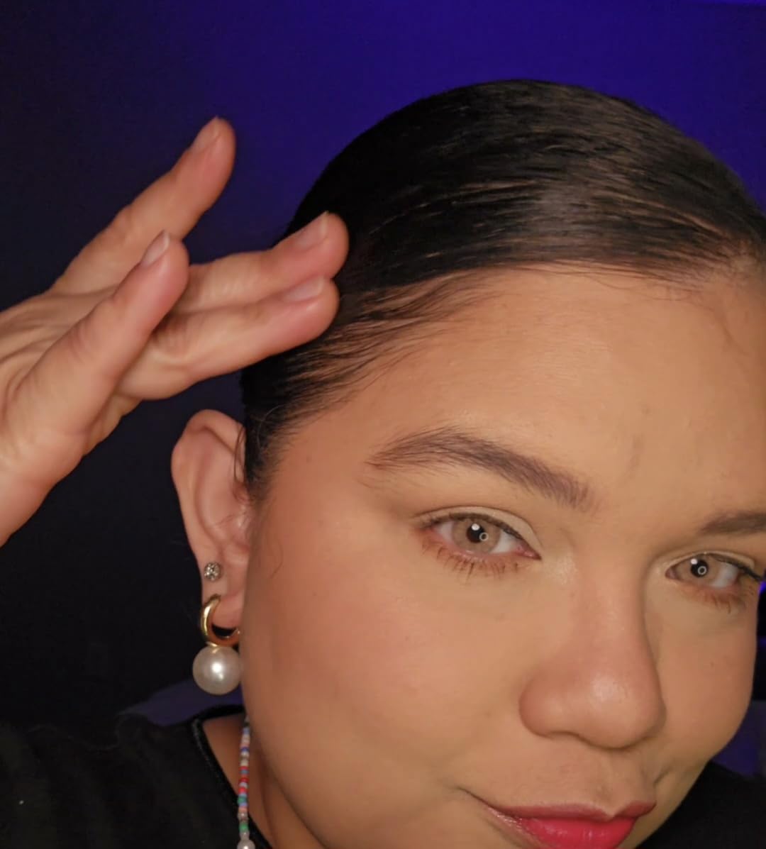 got2b glued on-the-go wax stick, 1.8oz, sleek and slick styles, style your hair without the crunch, helps control frizz customer photo 2