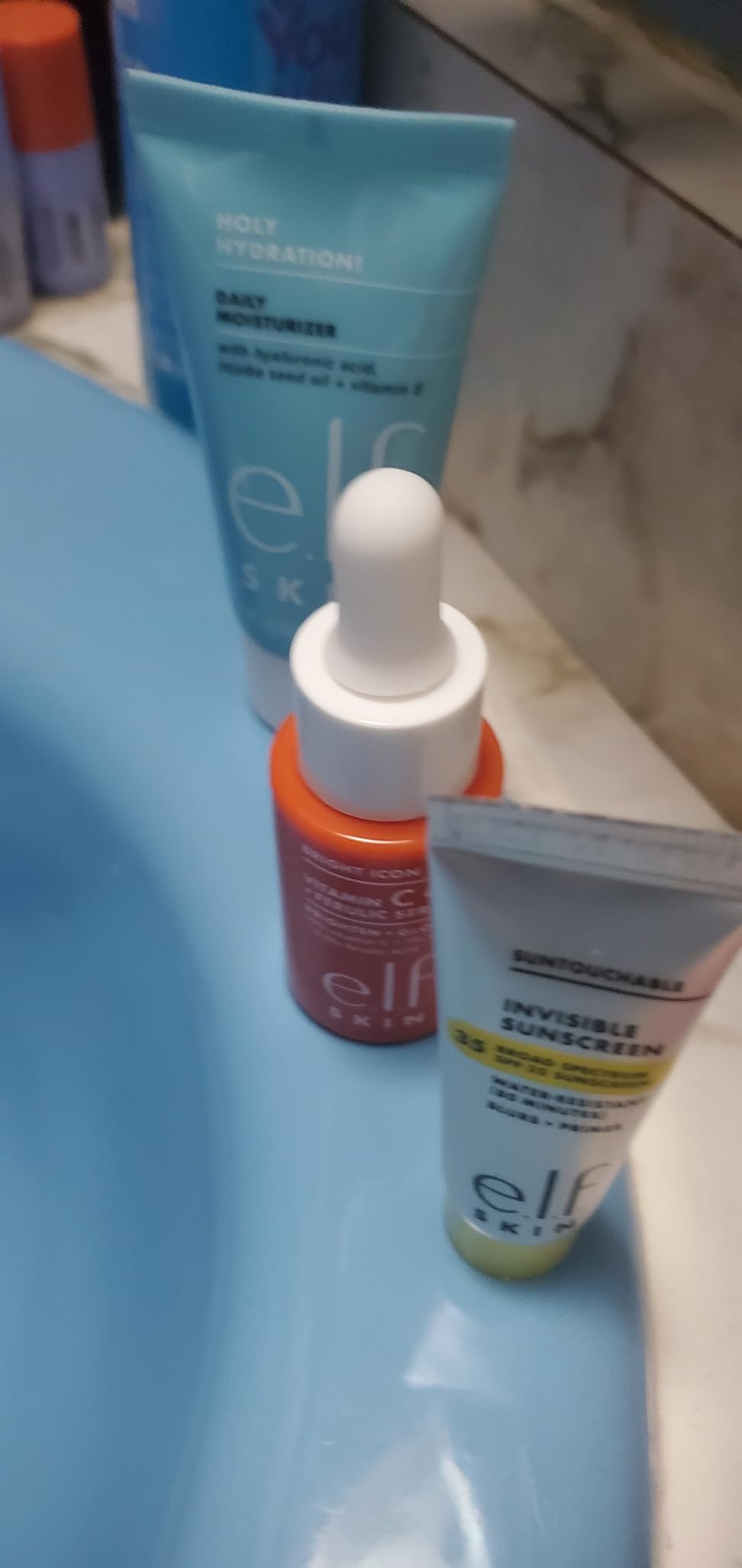 e.l.f. SKIN Wake the e.l.f. Up Skincare Kit | Travel-Size Hydrating Face Cleanser, Sunscreen, Moisturizer & Brightening Serum, Vegan & Cruelty-Free customer photo 1