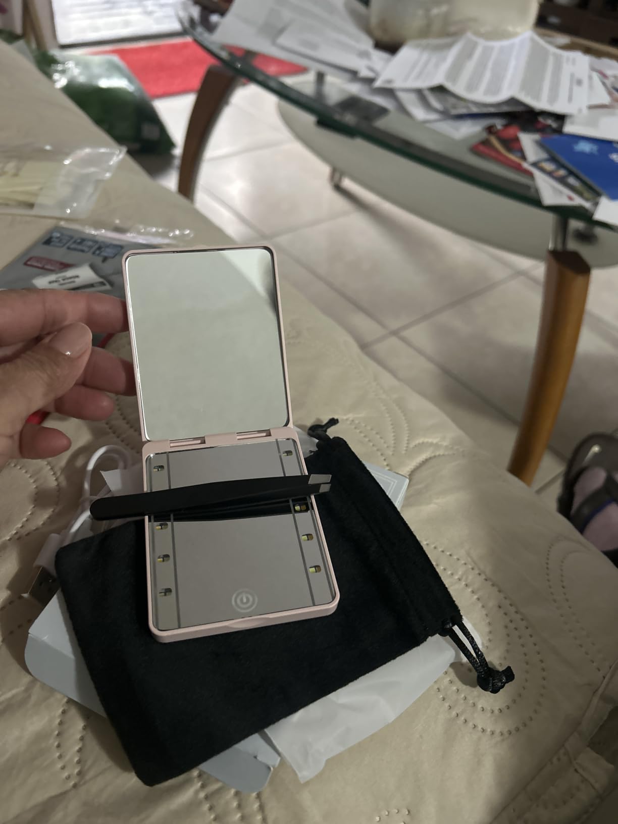 Compact Mirror, Rechargeable 30X Magnifying Mirror with 3 Lighting Modes & Dimmable Brightness, Portable Travel Makeup Mirror with Light, Essentials for Travel, Pocket, Purse Pink customer photo 2