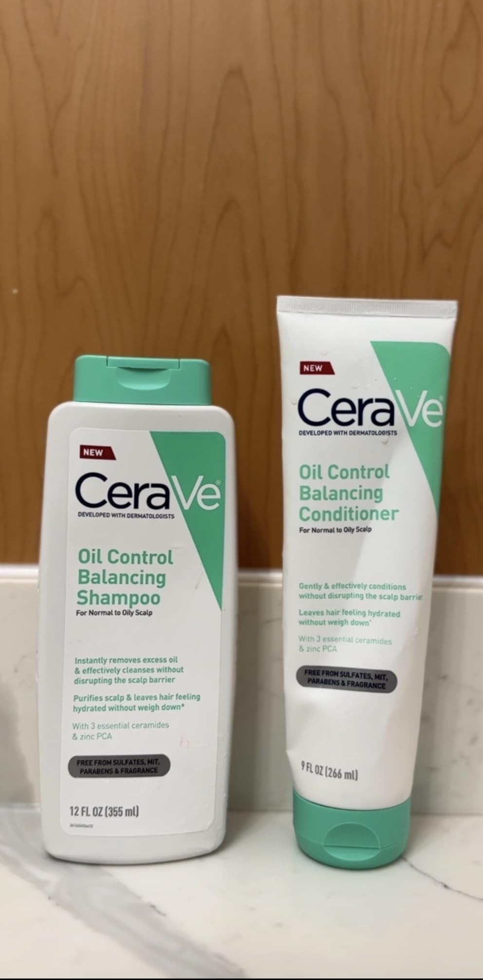 CeraVe Oil Control Conditioner with Hyaluronic Acid for Oily Scalp, 9 Oz | Sulfate-Free Conditioner For Oily Hair with Ceramides Delivers Lightweight Hydration To Ends without Weighing Hair Down customer photo 1