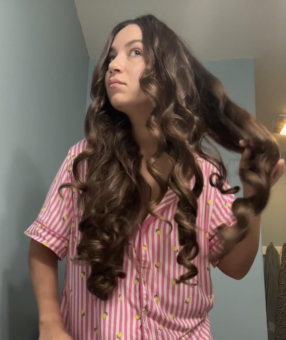 Goody Satin Heatless Hair Curler with 4 Rods, Comfortable Rounded Comb No-Clip Design & Secure Elastics, Damage & Frizz-Free Heatless Curls Overnight for All Hair Types, Gifts for Women & Girls, Pink customer photo 1