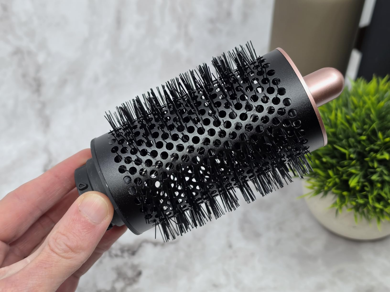 Dyson Airwrap Large Round Volumizing Brush Black/Rose customer photo 1