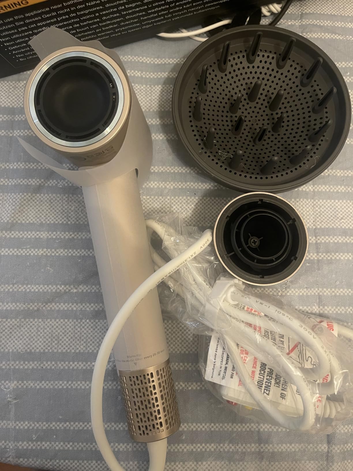 Hair Dryer, 160,000 RPM High-Speed Ionic Blow Dryer with Diffuser, Professional Hairdryer for Fast Drying, 500 Million Negative Ions, Low Noise Compact Hair Blow Dryer for All Hair Types, Gold customer photo 1