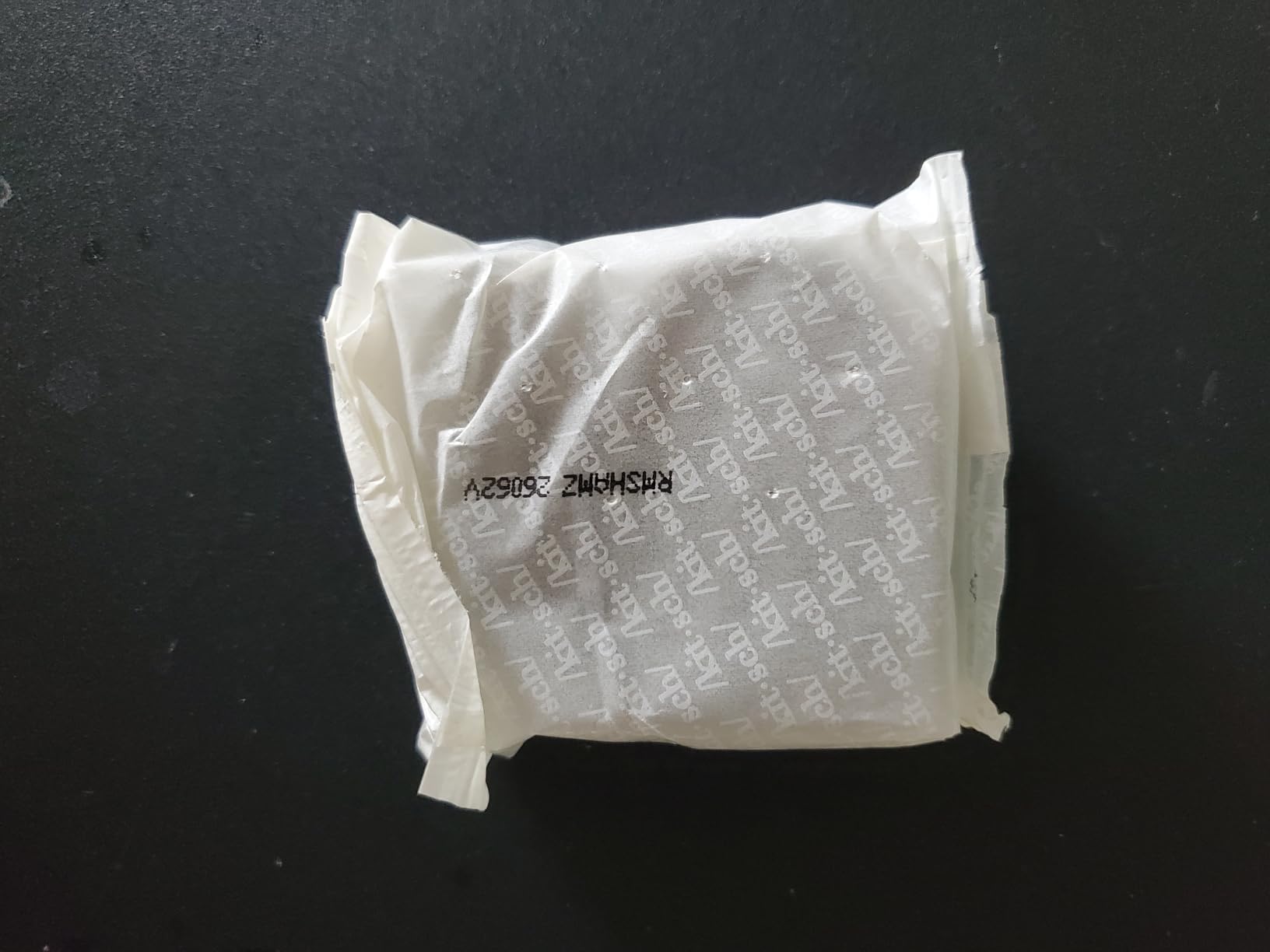 Kitsch Clarifying Shampoo Bar - Detox Shampoo with Apple Cider Vinegar, Activated Charcoal & Vitamin C | 3.2 oz customer photo 1
