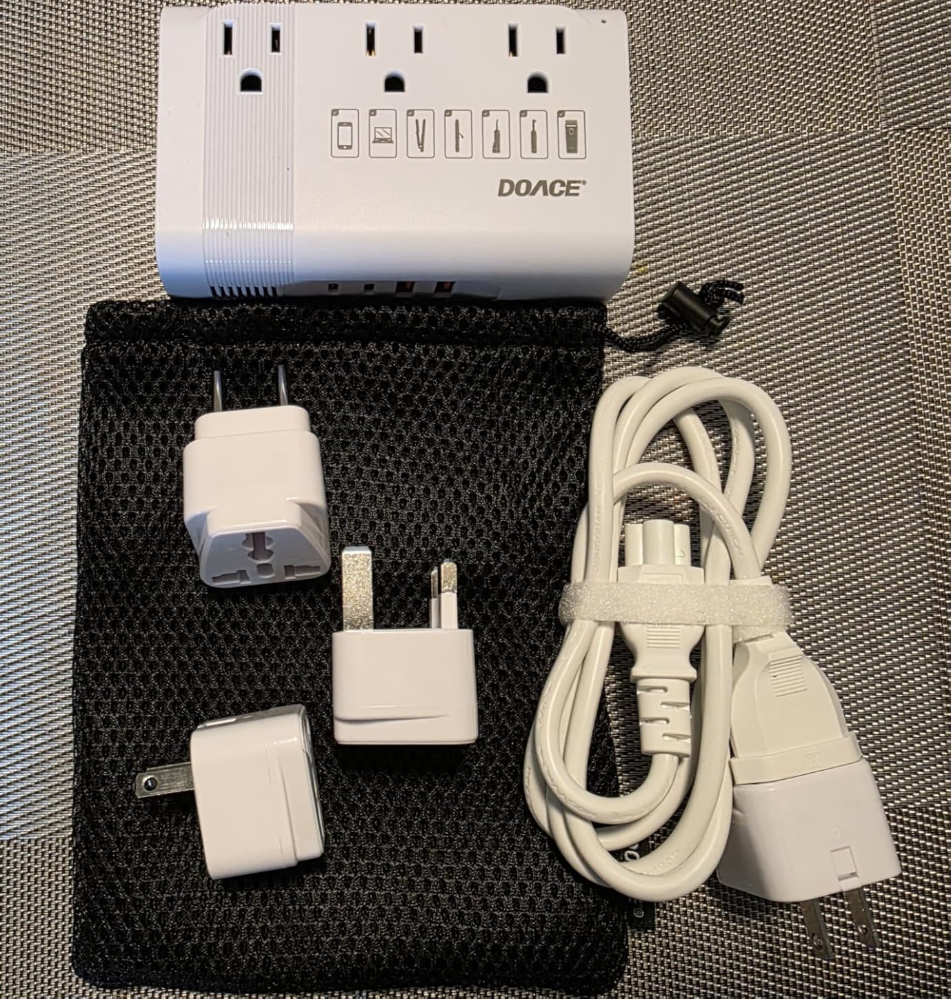 DOACE Voltage Converter US to Europe, 350W Converter for European Travel for Curling Iron and Hair Straighteners, 220V to 110V Converter Plug Adapter with 2 USB A & 2 USB C Ports customer photo 1