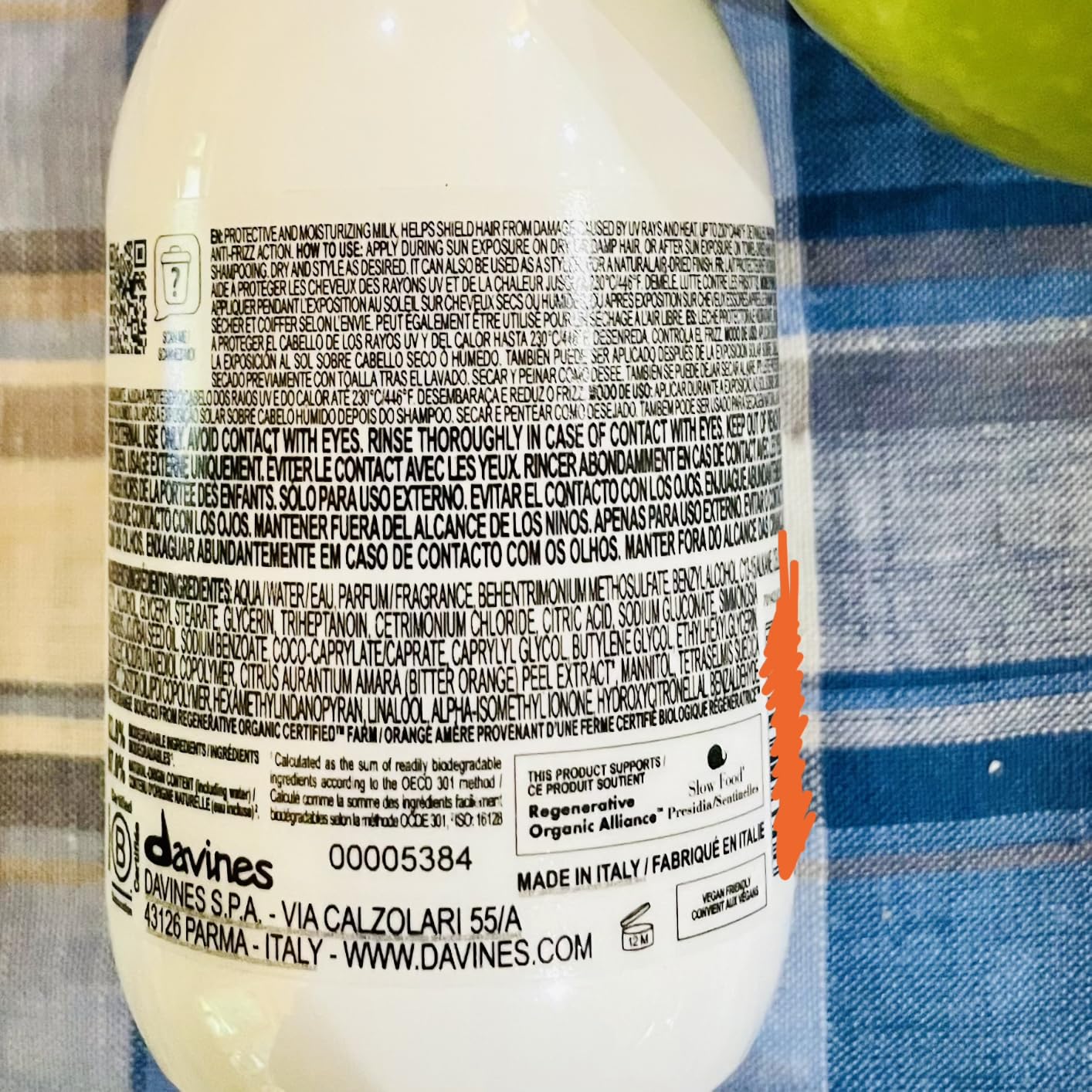 Davines SU/Hair Milk, lightweight Leave-on that protects from sun exposure | Keeps hair soft, shiny and easy to comb even after extended time in the sun. With UV protection and heat protection customer photo 1