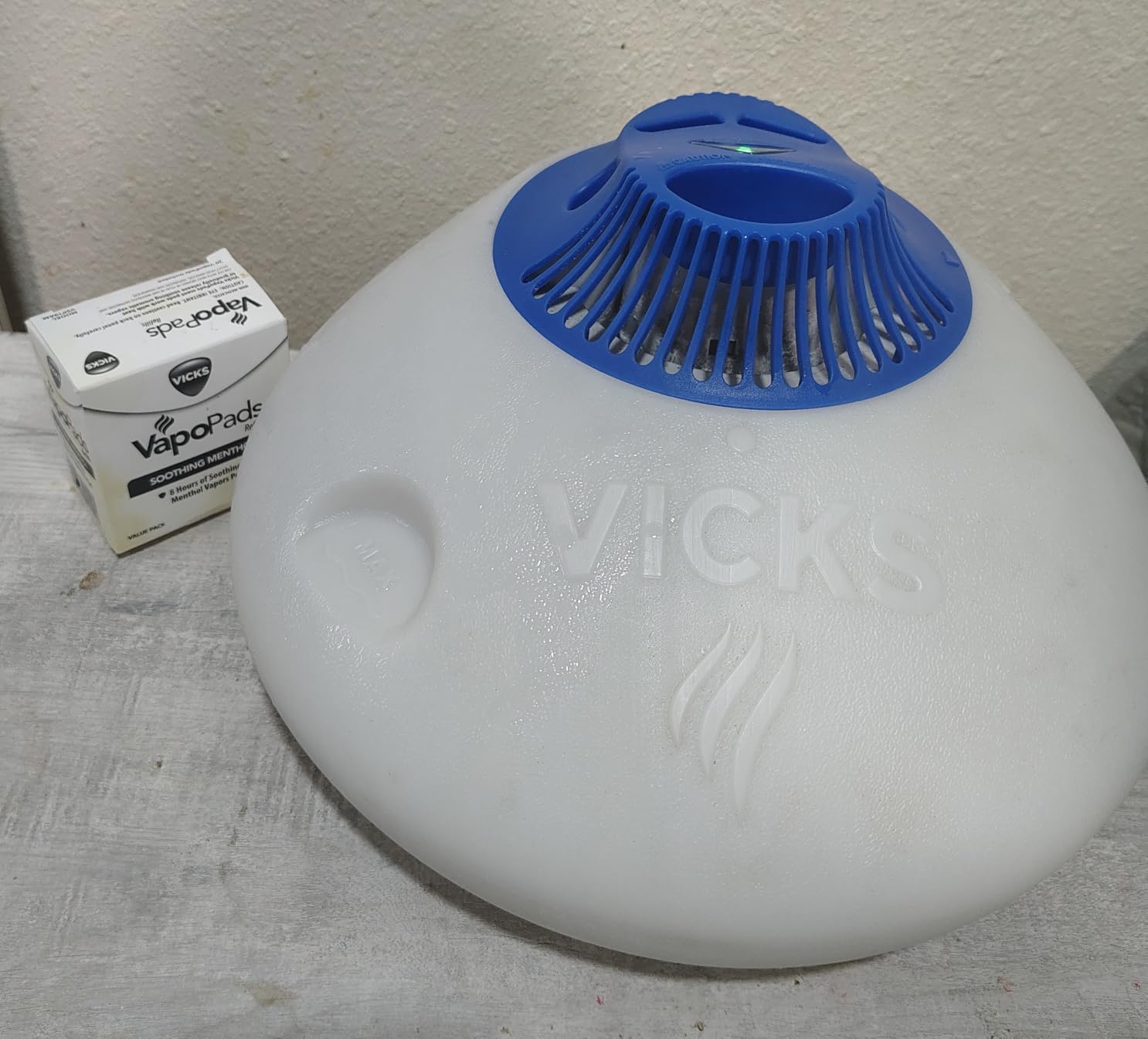 Vicks Warm Steam Vaporizer & Humidifier for Small and Medium Rooms | 1.5 Gallon Tank Humidifier with Night Light, Works with VapoPads and VapoSteam customer photo 2